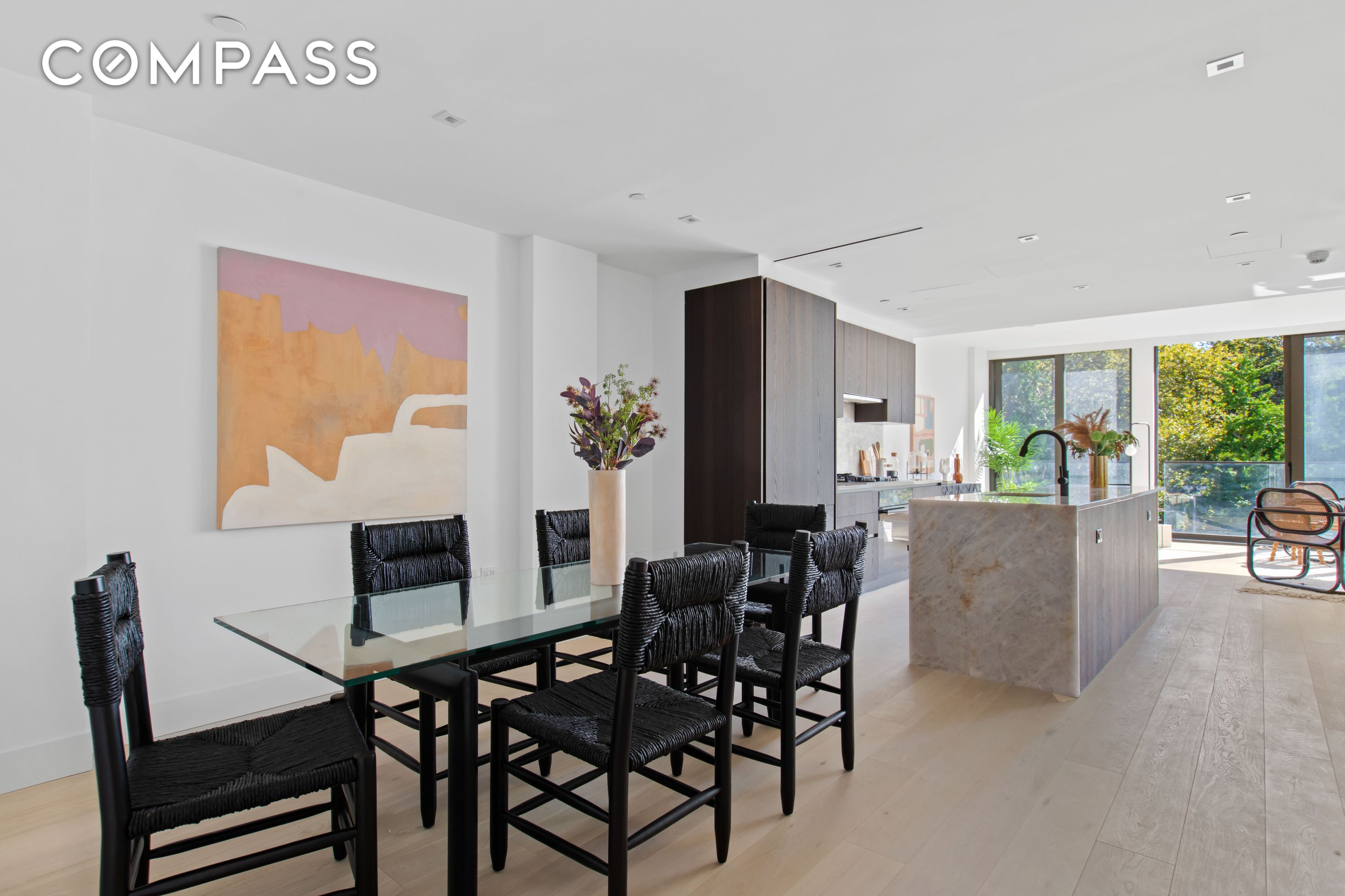 #7 photo, 165 Chrystie Street, Lower East Side , NY 10002