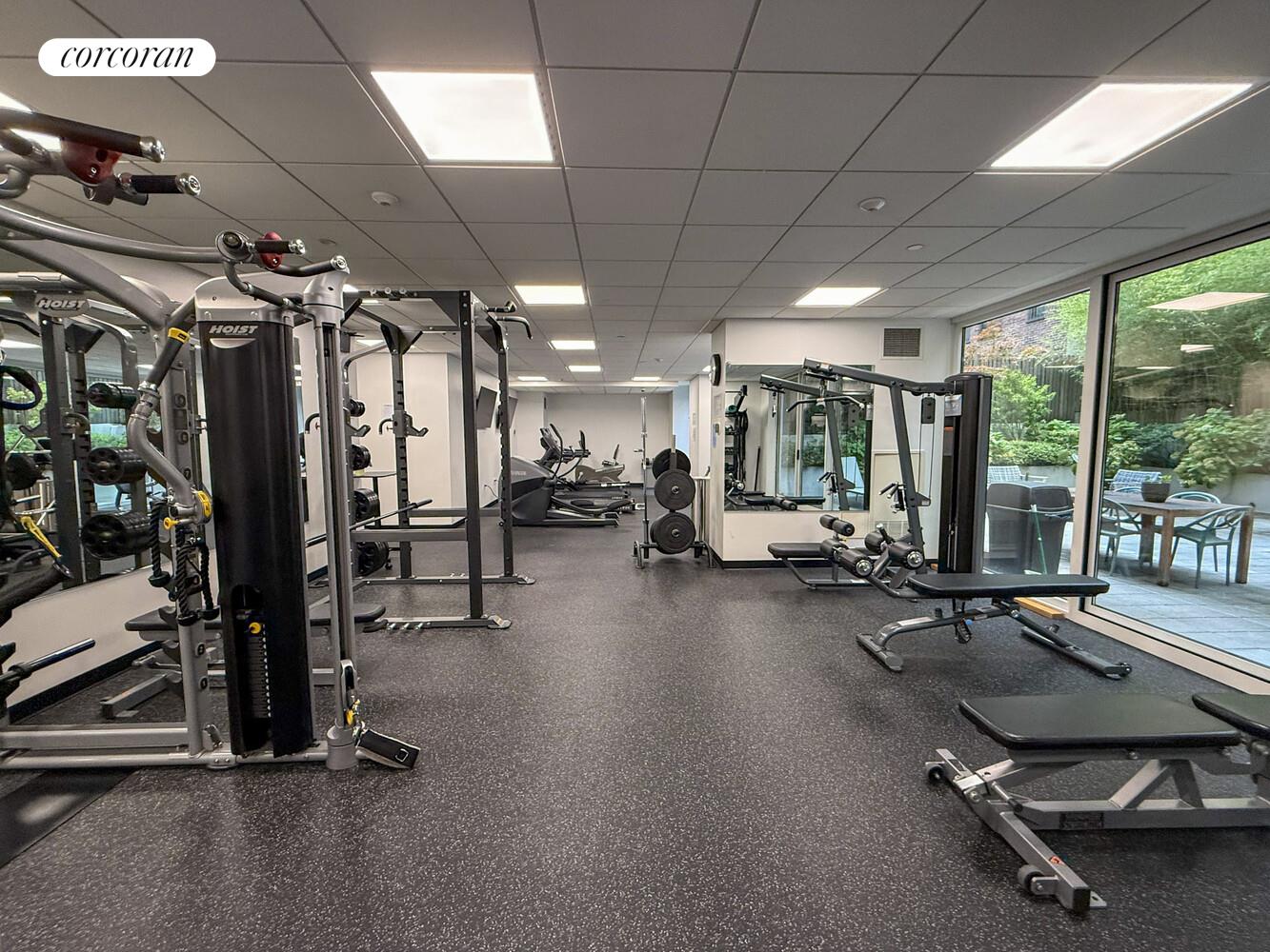 #11 photo, 462 W 58TH Street, मैनहटन Hell's Kitchen , NY 10019