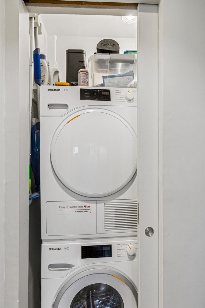 #12 photo, 275 GREENWICH Street, Tribeca , NY 10007