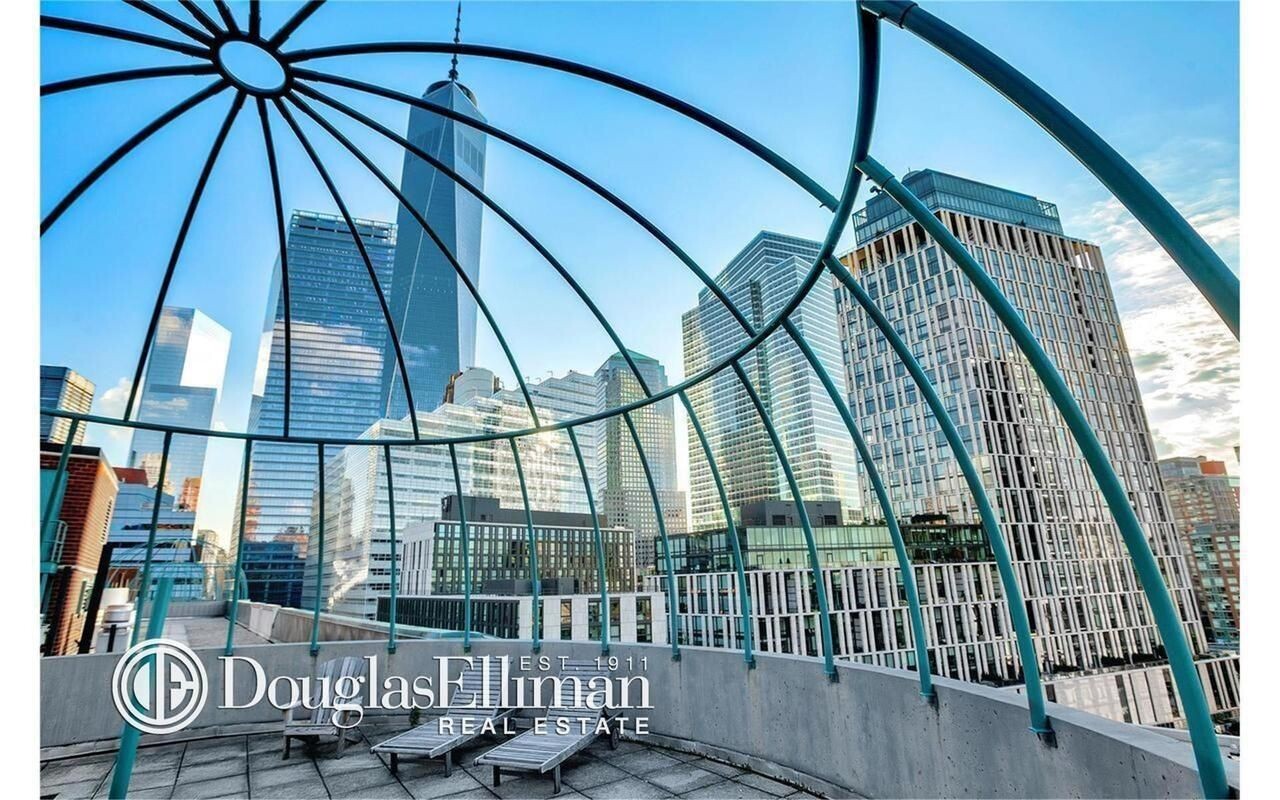 #15 photo, 275 GREENWICH Street, Tribeca , NY 10007