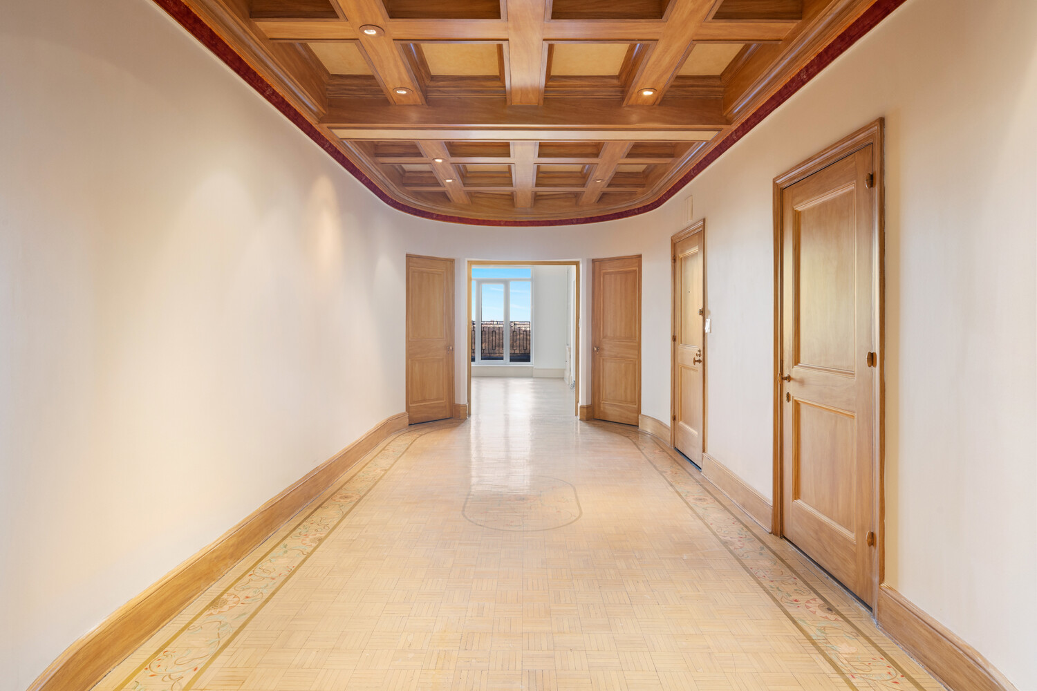 #8 photo, 150 CENTRAL Park S, मैनहटन Central Park South , NY 10019