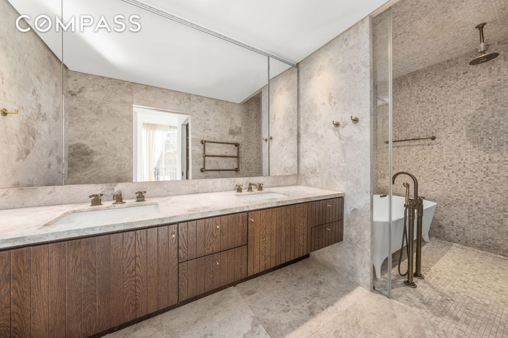 #13 photo, New York City, Chelsea , NY 10001