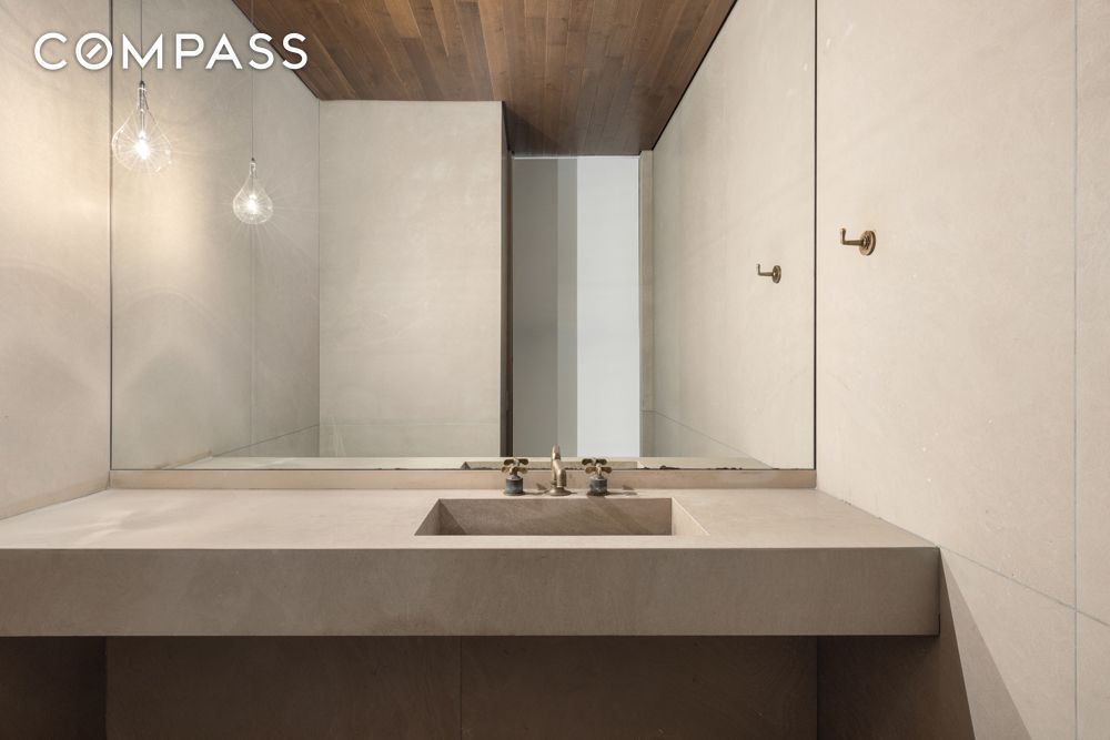 #14 photo, New York City, Chelsea , NY 10001