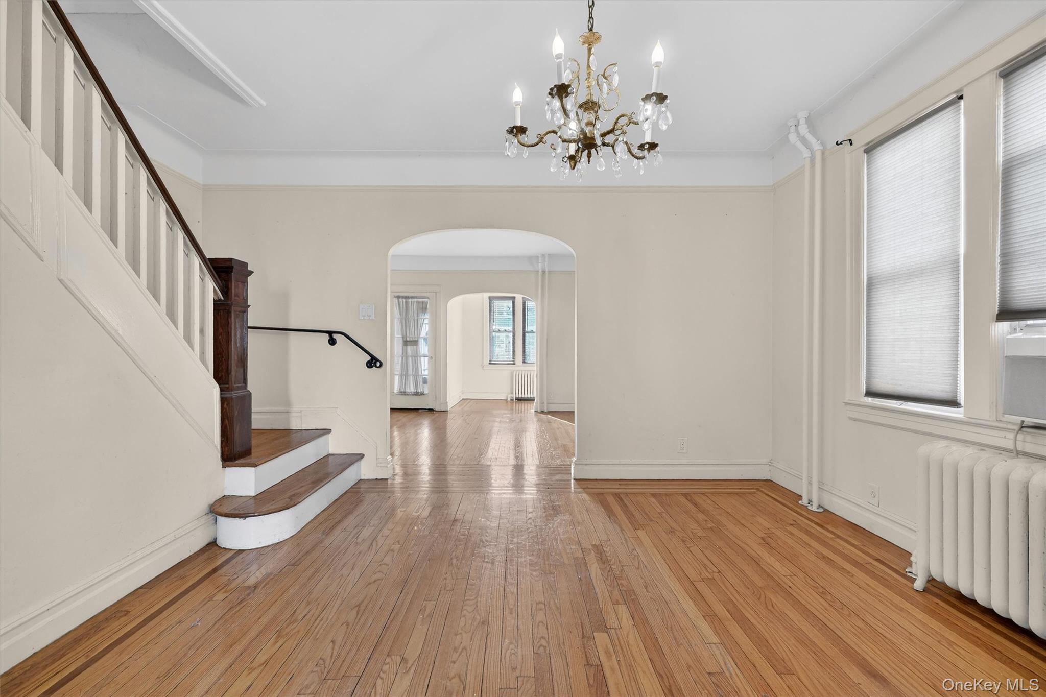 #19 photo, 1850 Hone Avenue, Bronx , NY 10461