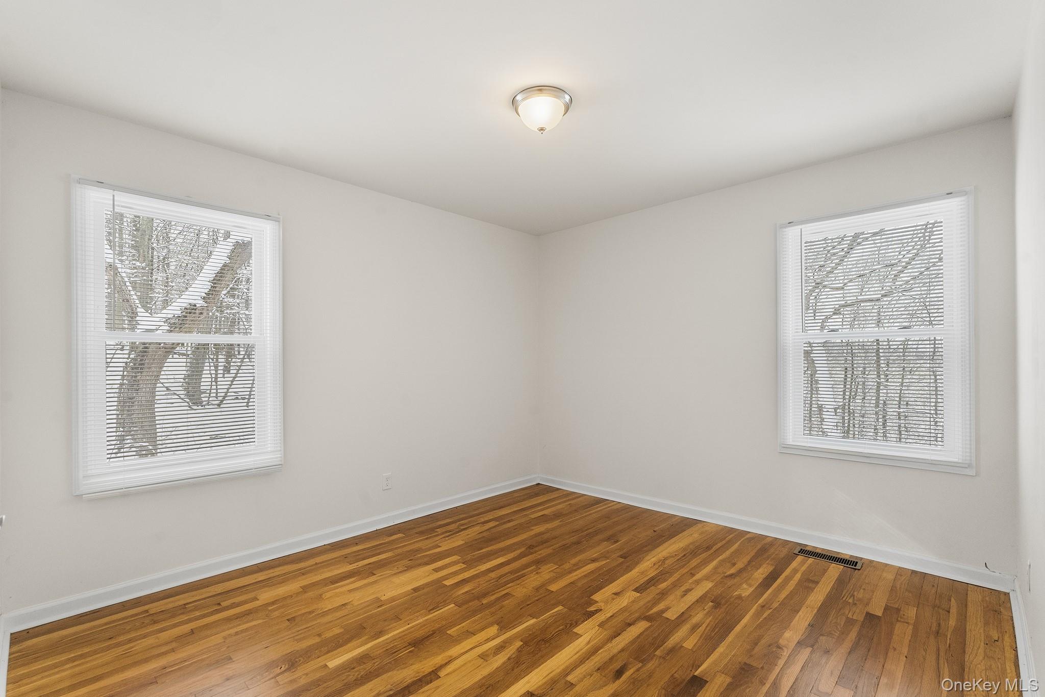 #11 photo, 3483 Overlook Avenue, Yorktown Heights , NY 10598