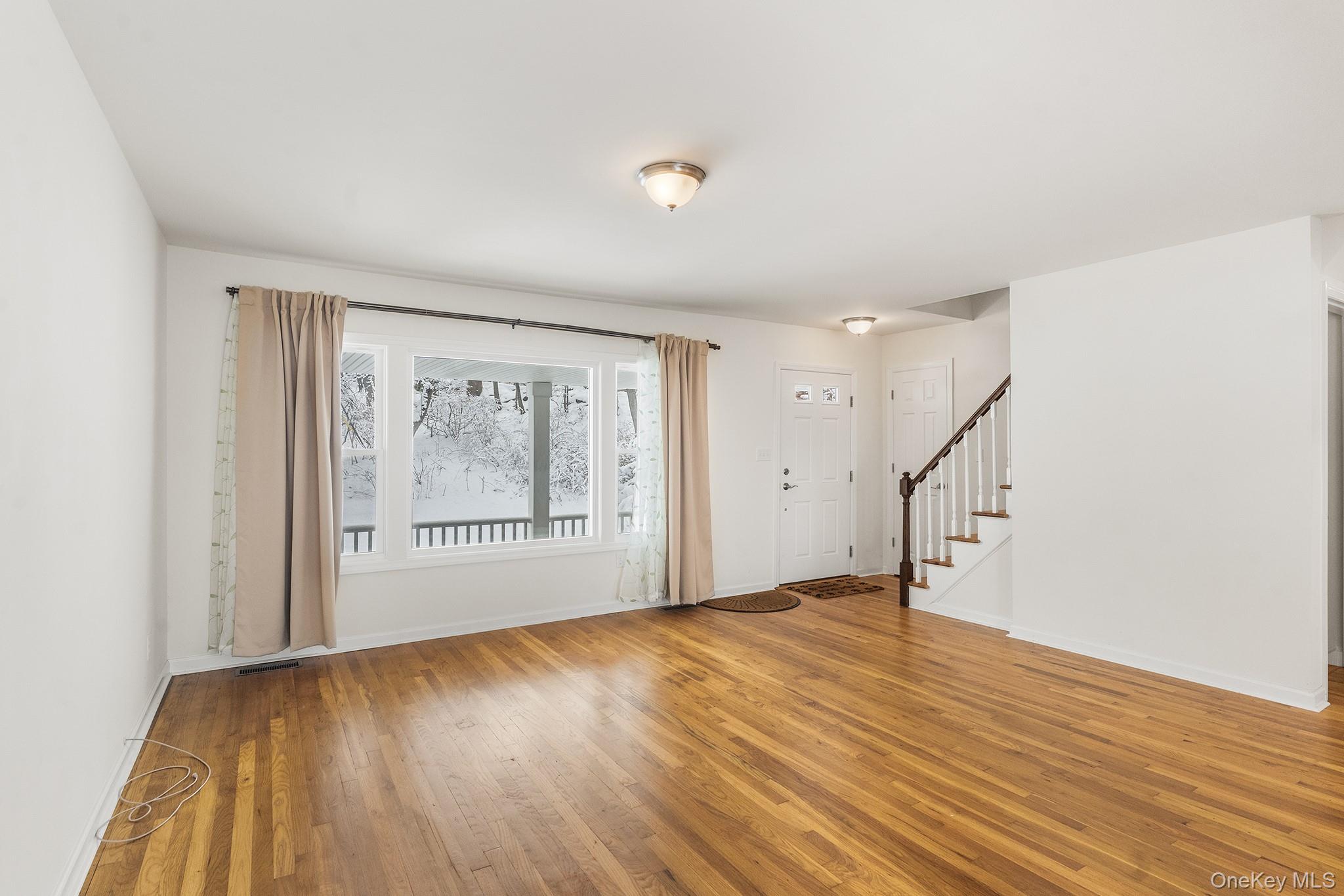 #5 photo, 3483 Overlook Avenue, Yorktown Heights , NY 10598