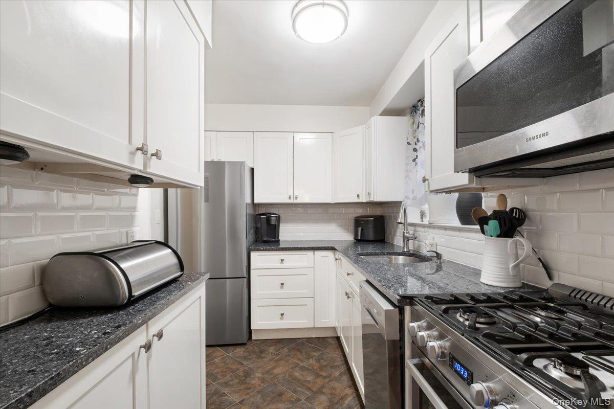 #14 photo, 5 Campus Place, Scarsdale , NY 10583