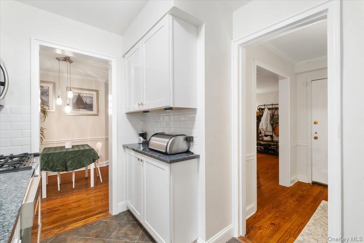 #17 photo, 5 Campus Place, Scarsdale , NY 10583