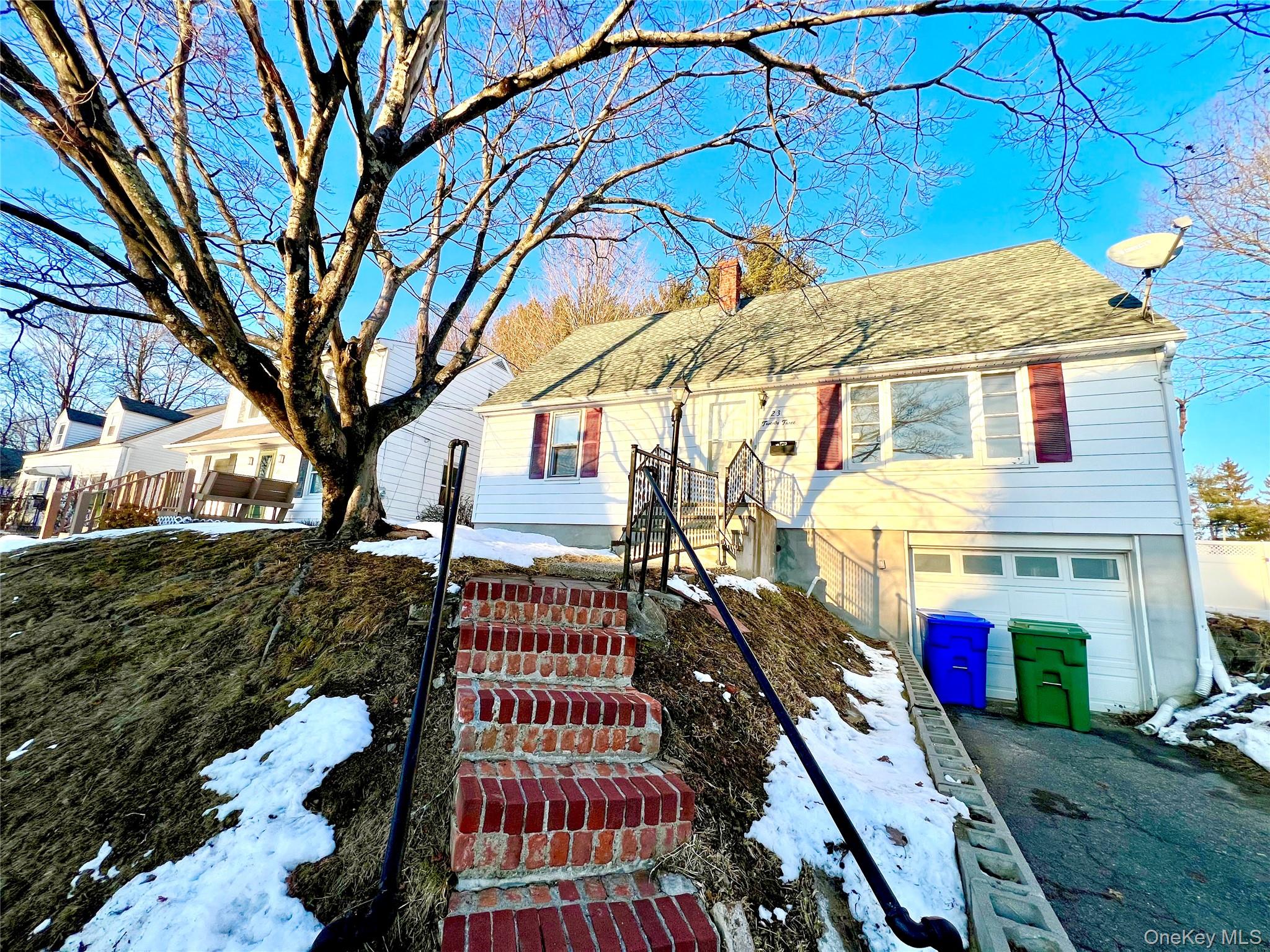 #1 photo, 23 Independence Avenue, Middletown , NY 10940