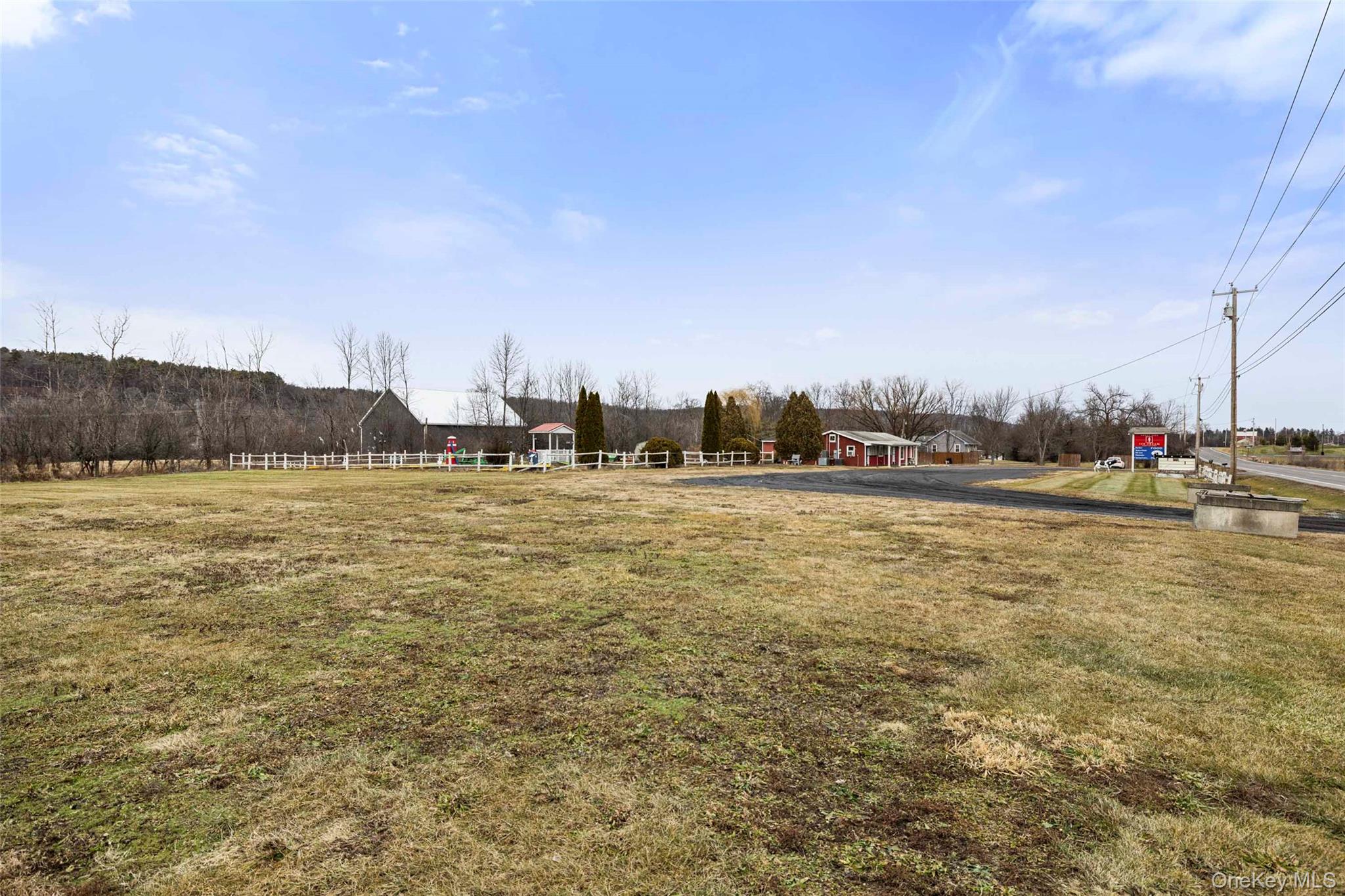 #19 photo, 11051 State Route 9W, Coxsackie , NY 12051