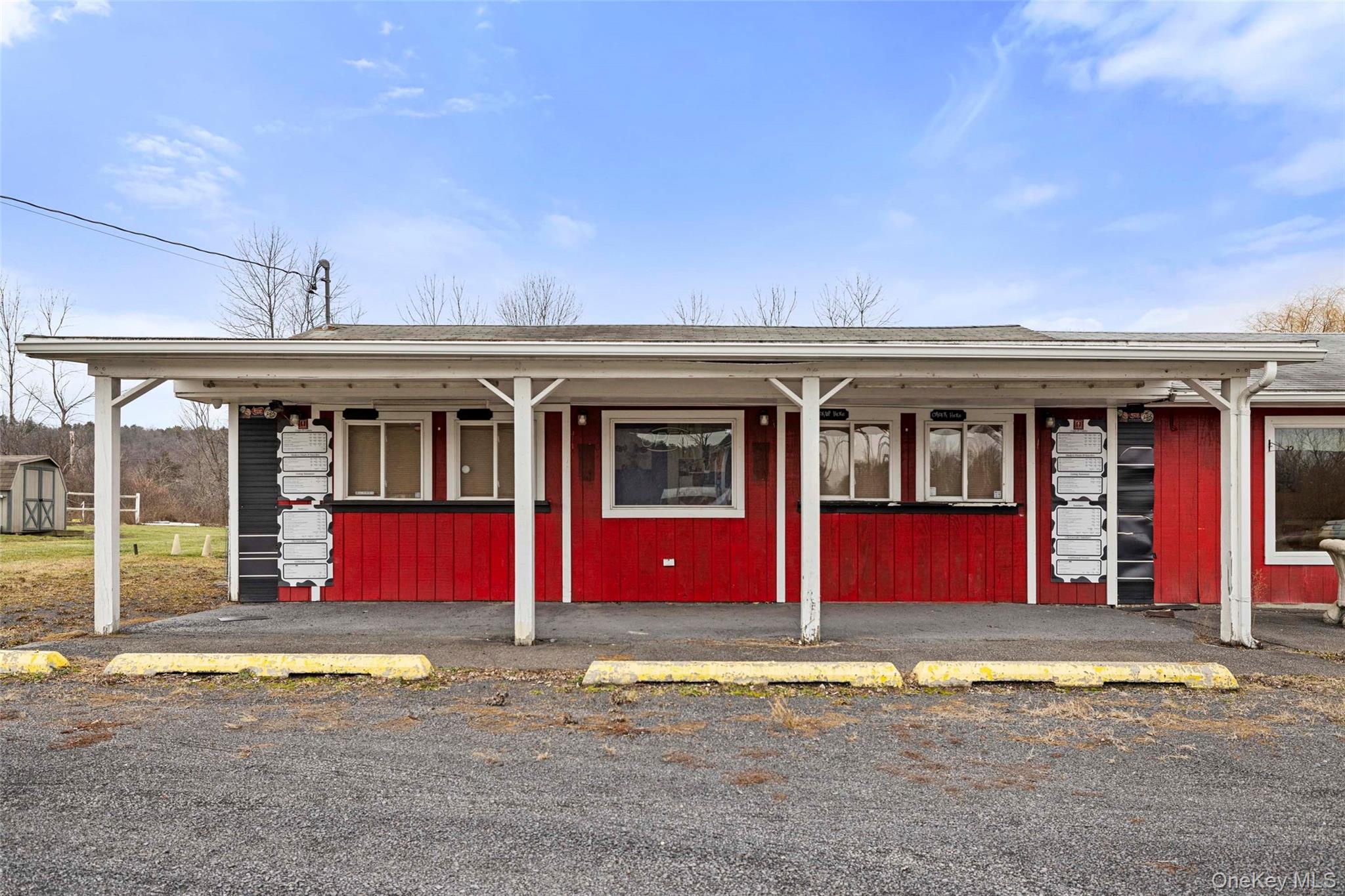 #9 photo, 11051 State Route 9W, Coxsackie , NY 12051