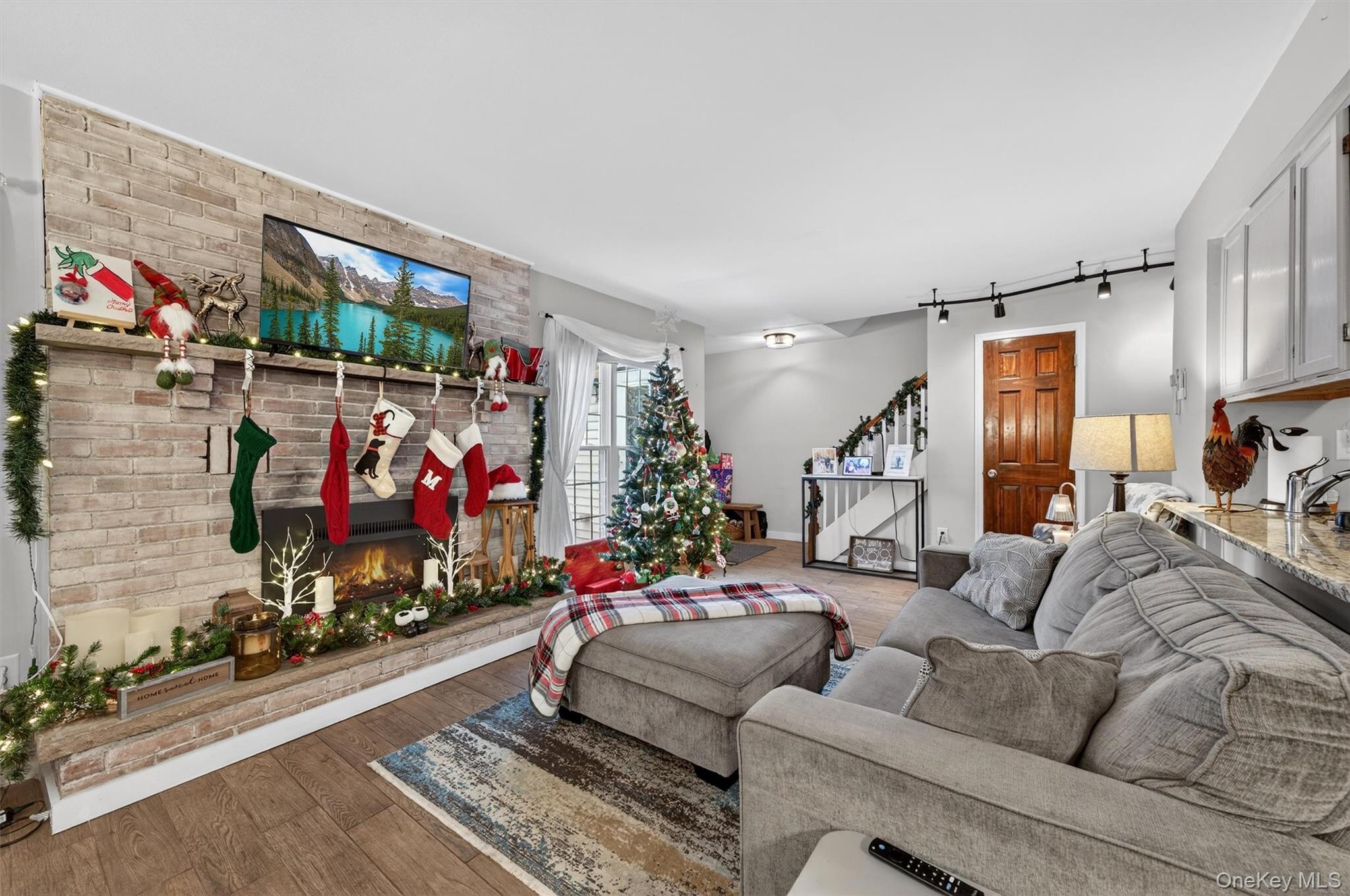 #6 photo, 74 Homestead Vil Drive, Warwick , NY 10990