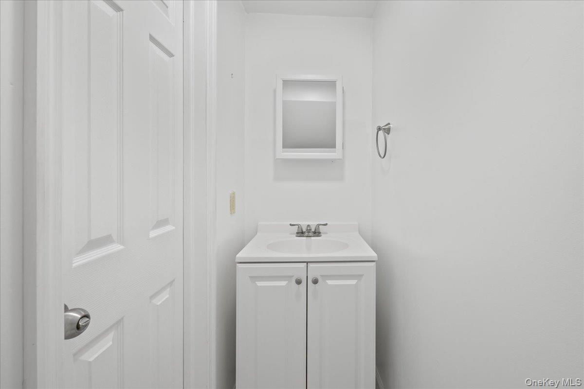 #15 photo, 38 Fairview Avenue, Tuckahoe , NY 10707