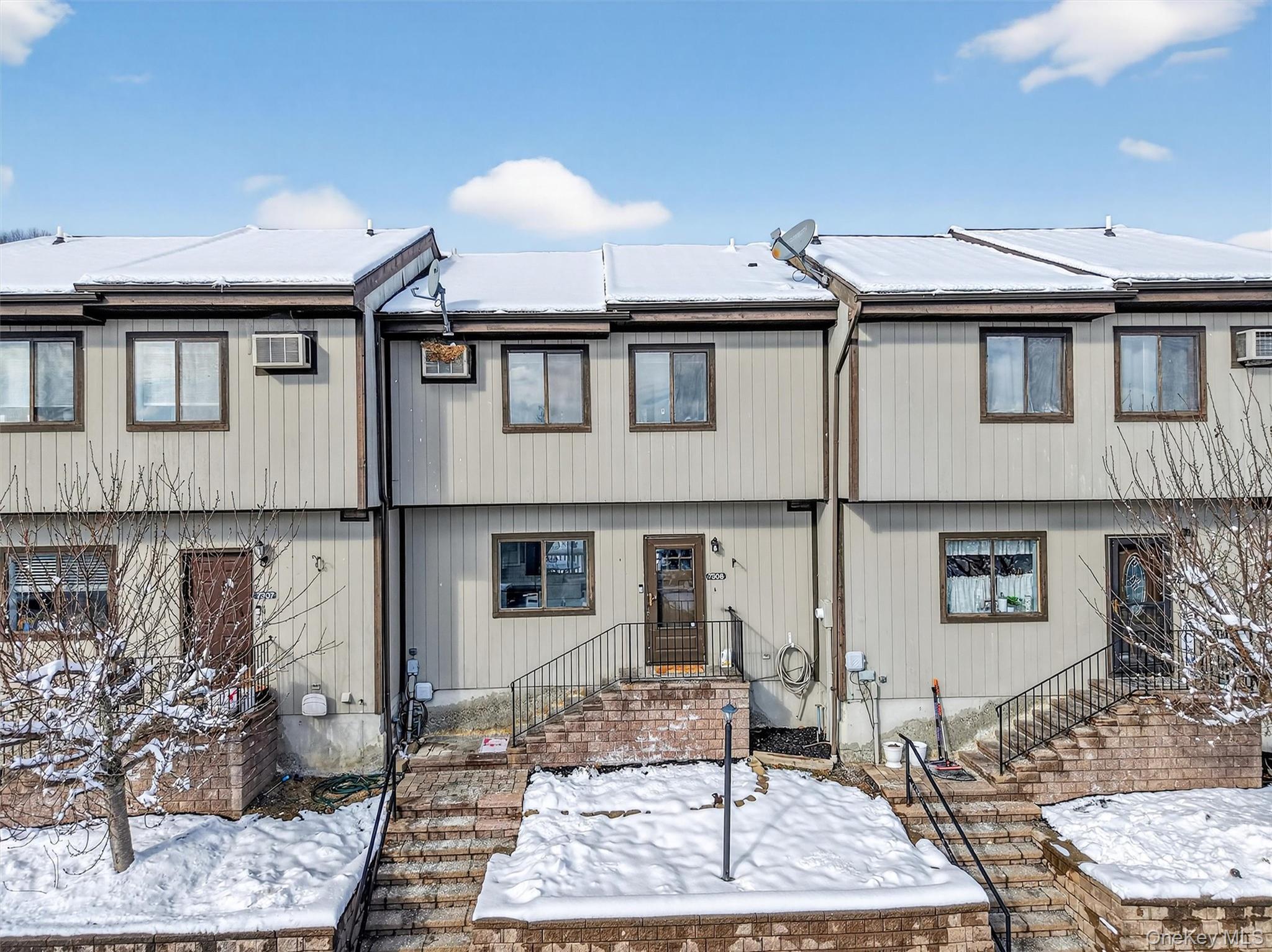 #2 photo, 7308 Chelsea Cove, Hopewell Junction , NY 12533