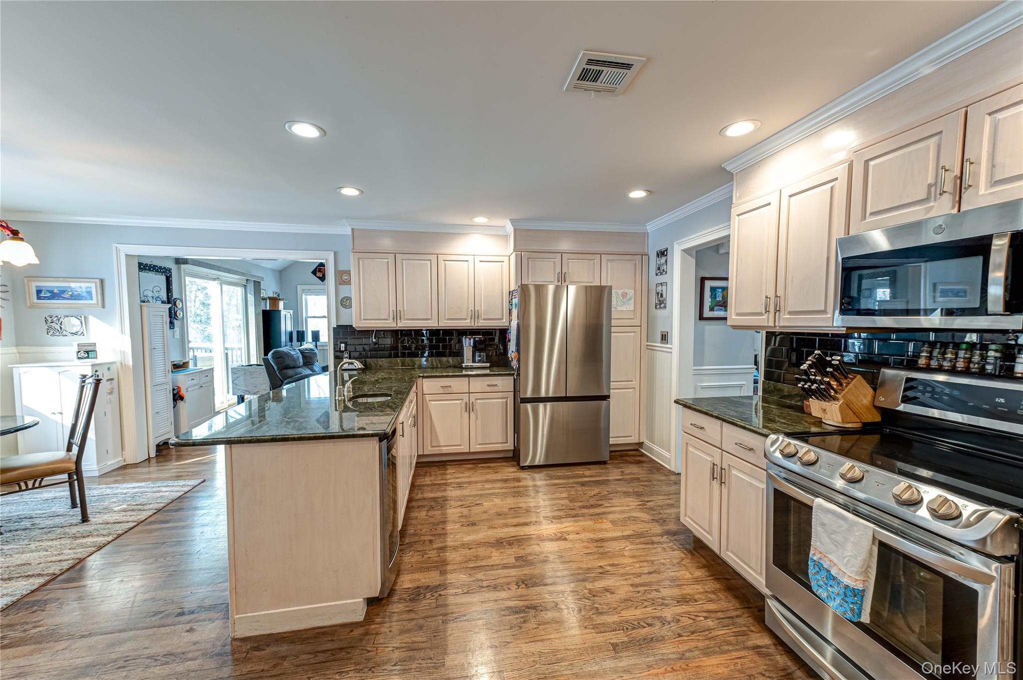 #13 photo, 6 Sandy Hollow Road, سوفولك Centerport , NY 11721