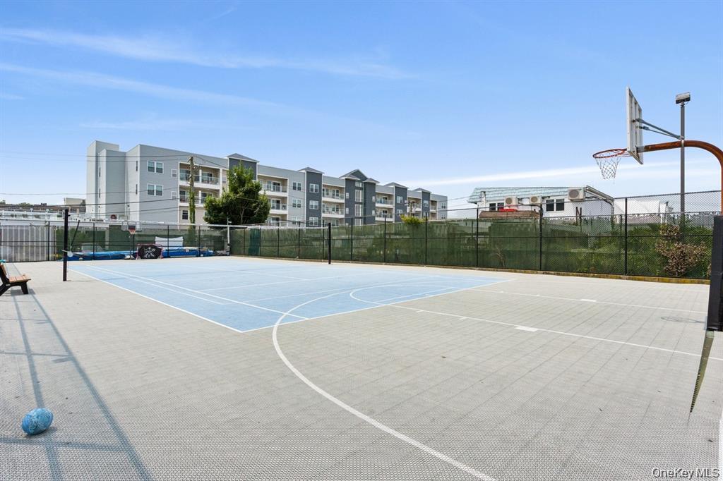 #9 photo, 100 Baker Court, Island Park , NY 11558