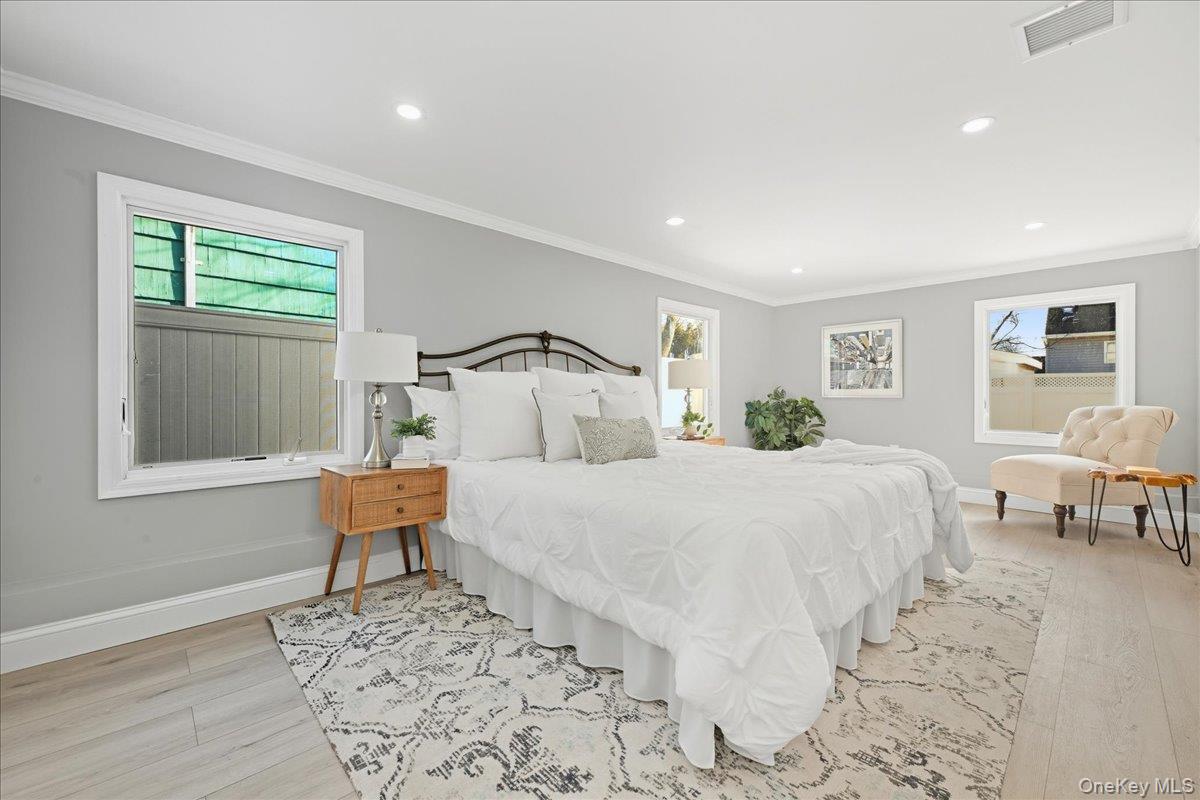 #20 photo, 1050 Hastings Street, Baldwin , NY 11510