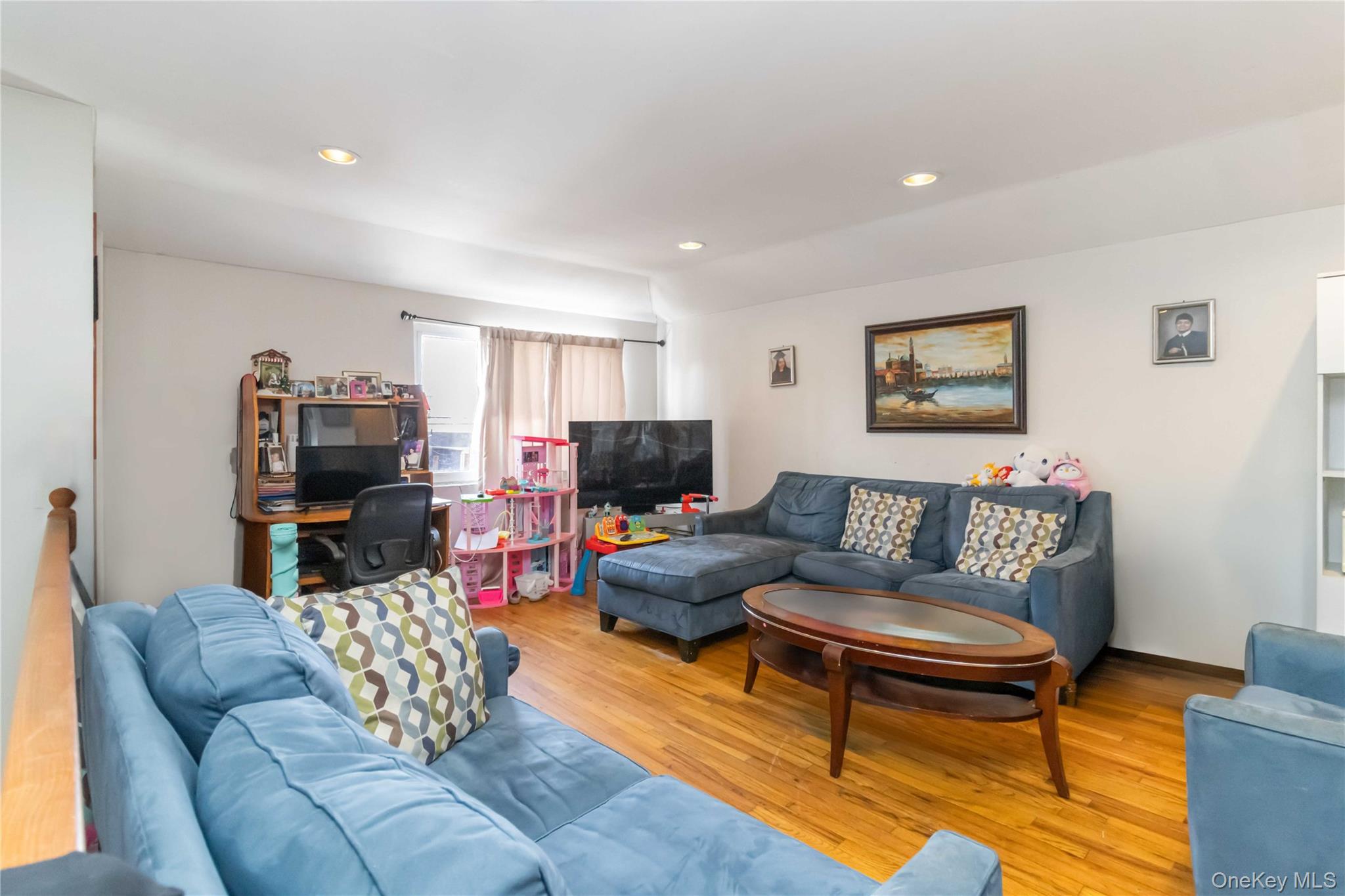 #15 photo, 23-19 100th Street, East Elmhurst , NY 11369