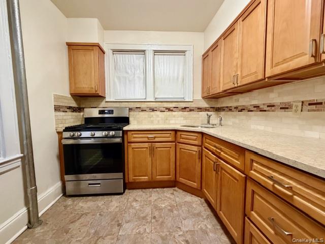 #6 photo, 31-22 100th St, East Elmhurst , NY 11369