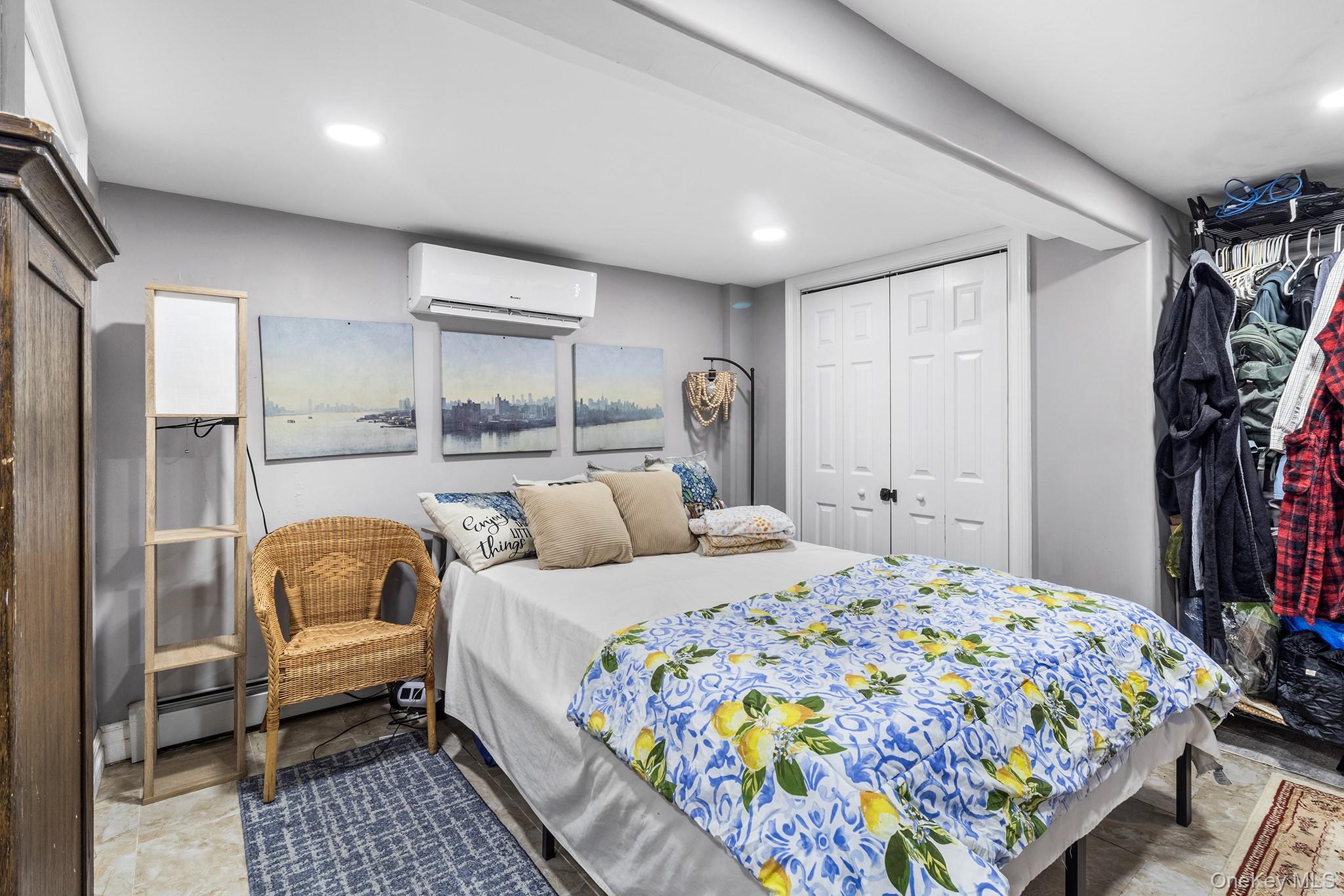 #19 photo, 11748 140th Street, Jamaica , NY 11436