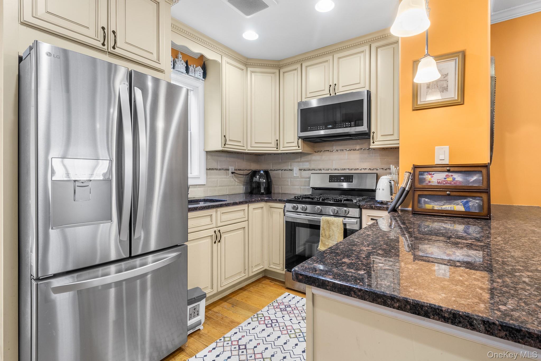 #7 photo, 11748 140th Street, Jamaica , NY 11436