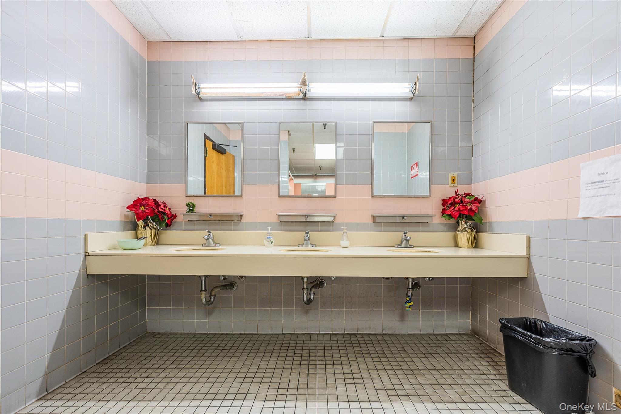 #8 photo, 12909 26th Avenue, Flushing , NY 11354