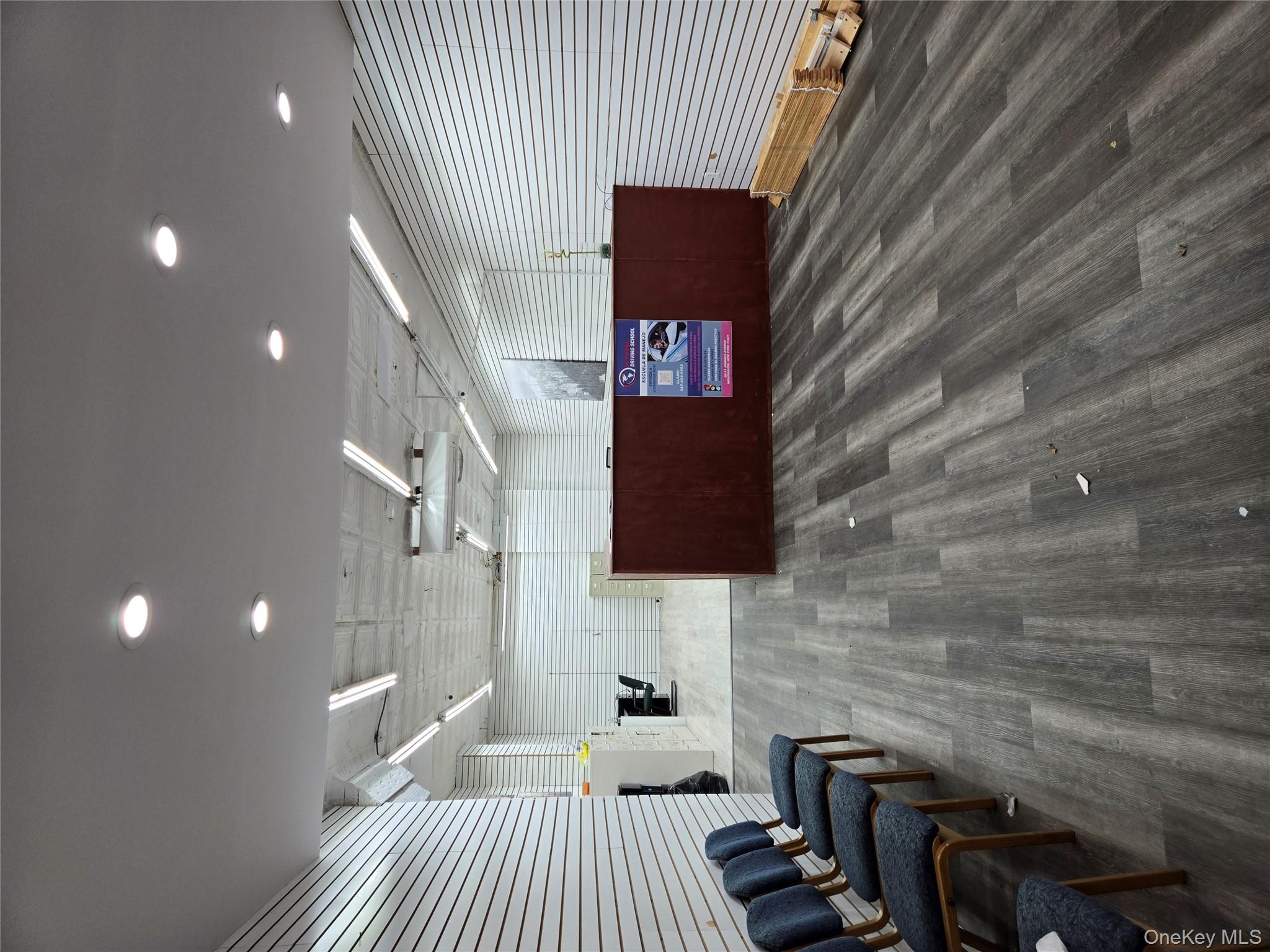 #2 photo, 8011 Jamaica Avenue, Woodhaven , NY 11421