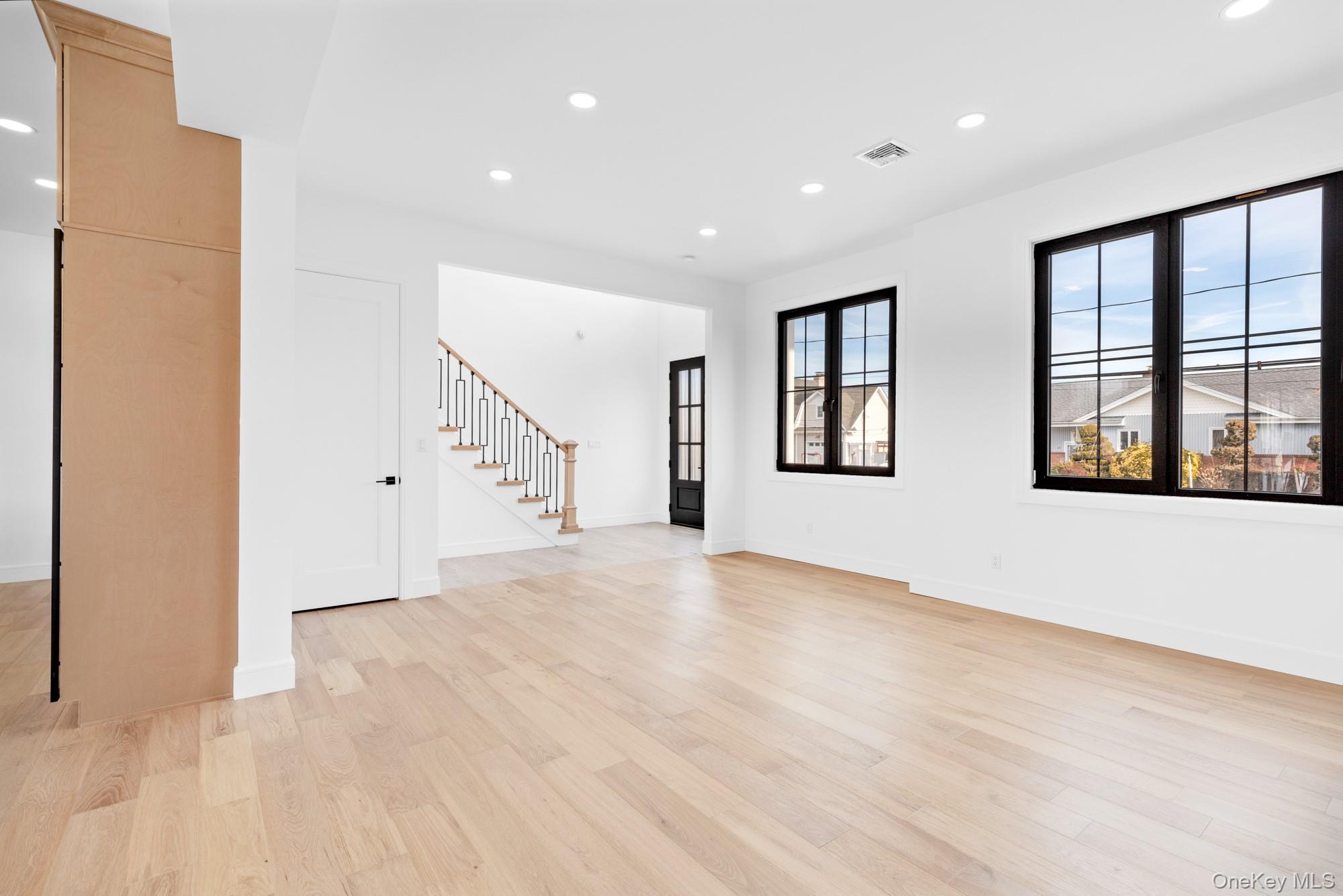 #10 photo, 24 Midway Street, Babylon , NY 11702