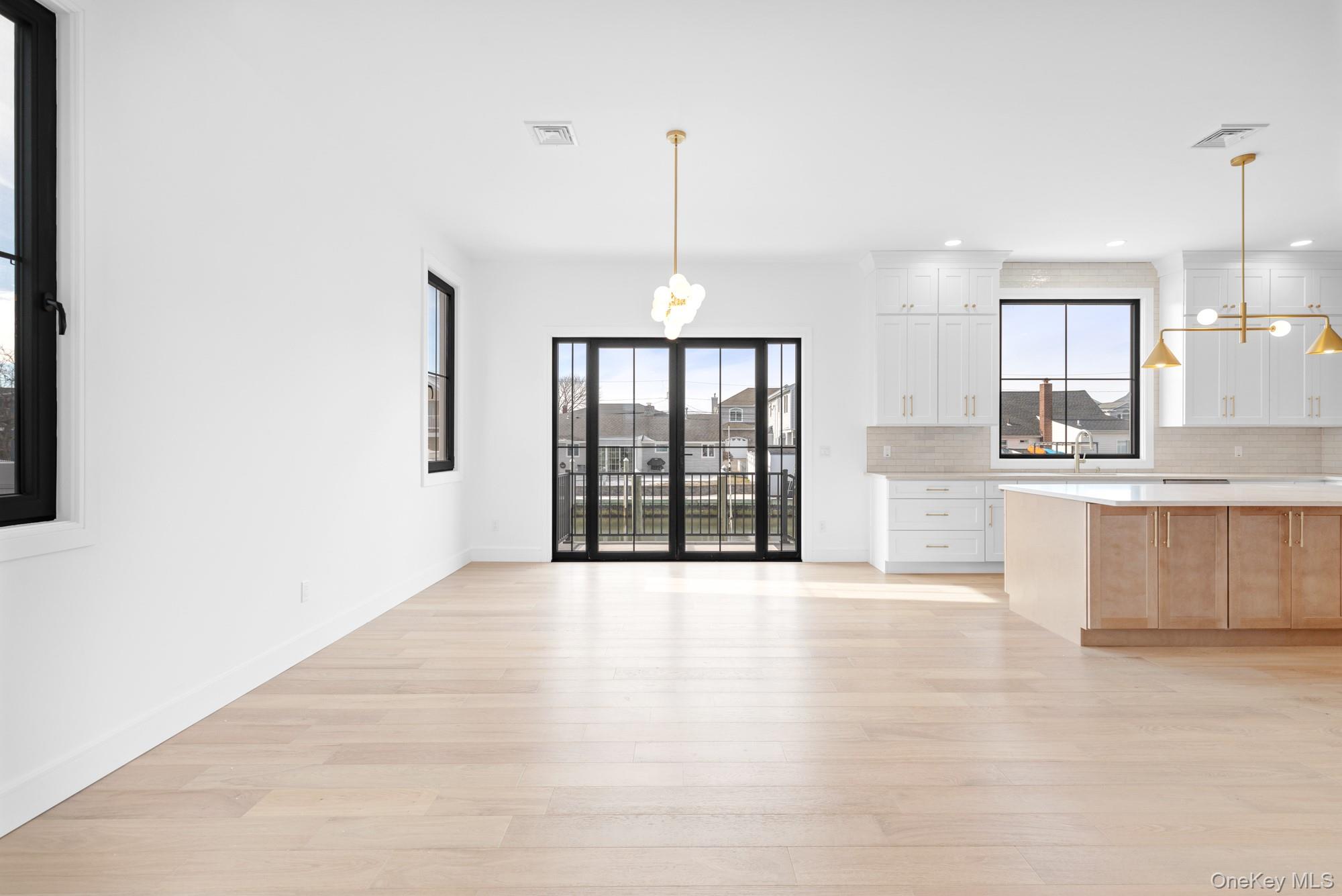 #12 photo, 24 Midway Street, Babylon , NY 11702