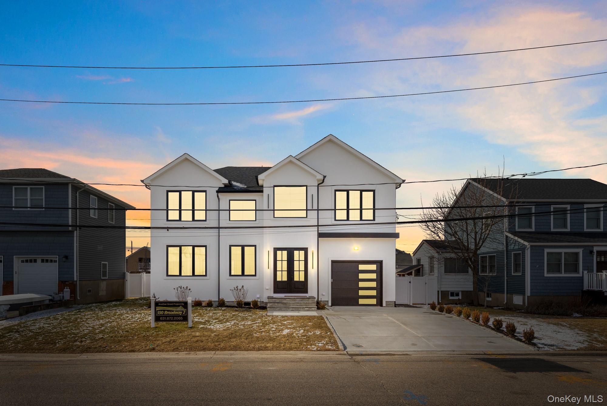 #2 photo, 24 Midway Street, Babylon , NY 11702