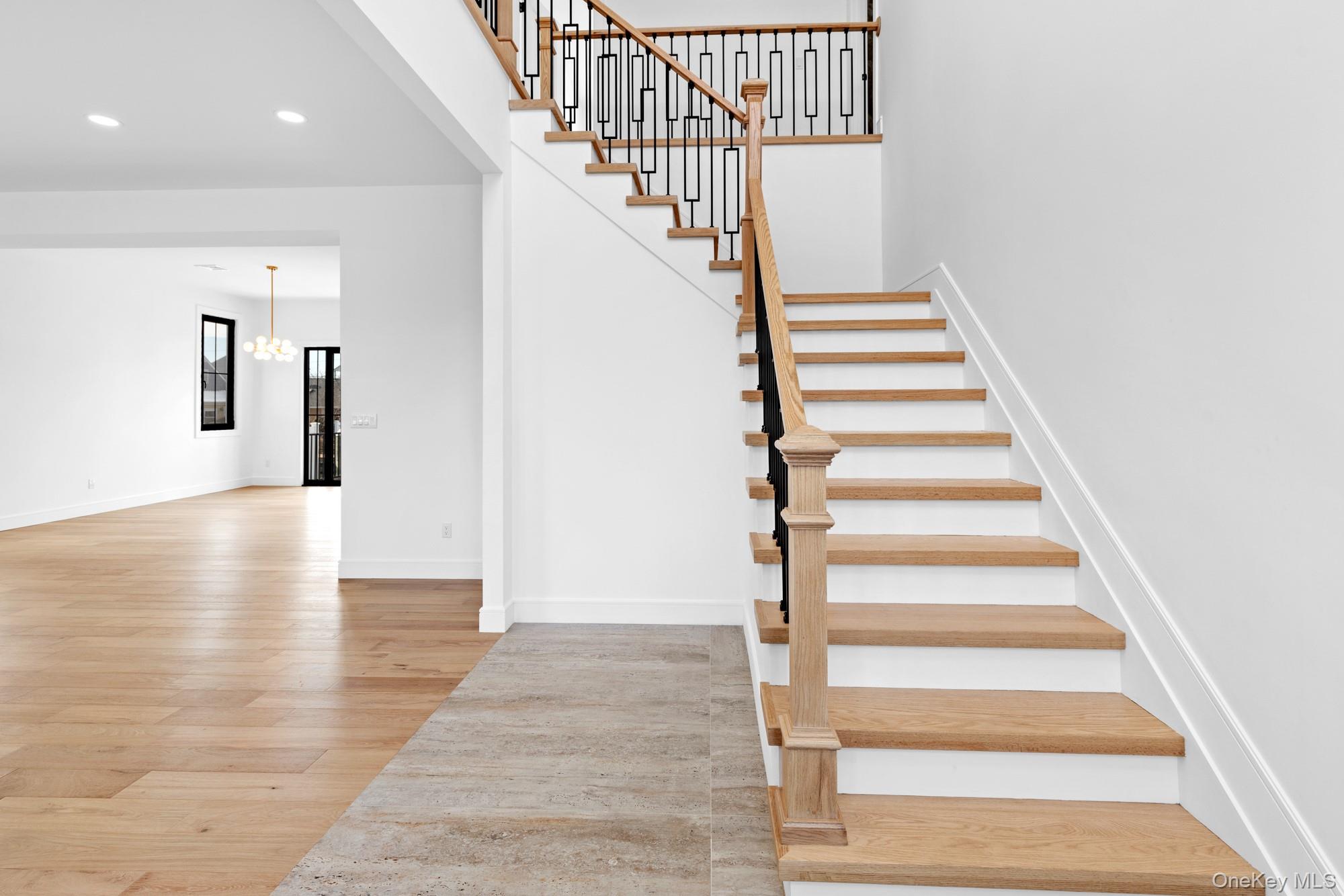 #5 photo, 24 Midway Street, Babylon , NY 11702