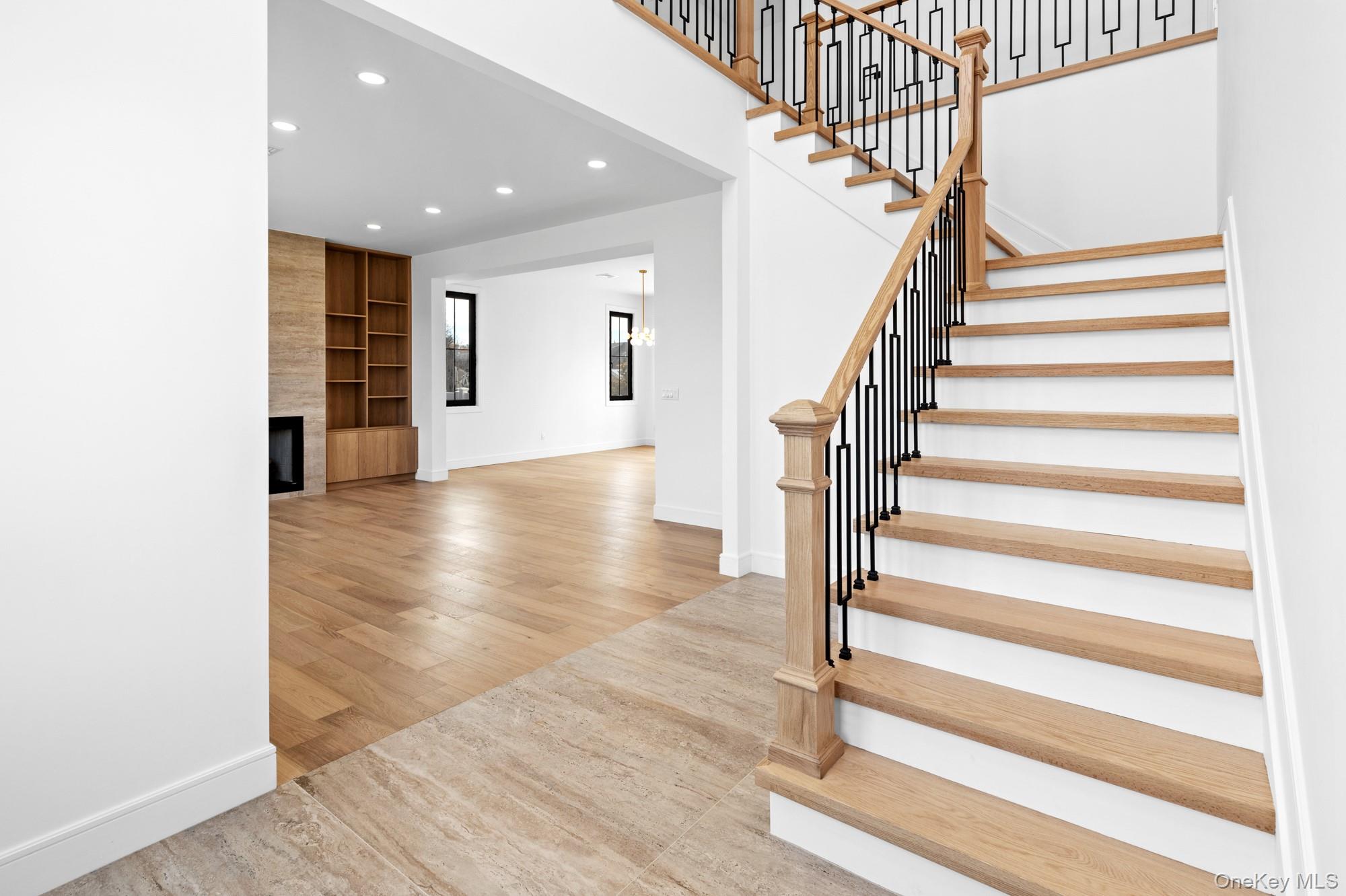 #6 photo, 24 Midway Street, Babylon , NY 11702