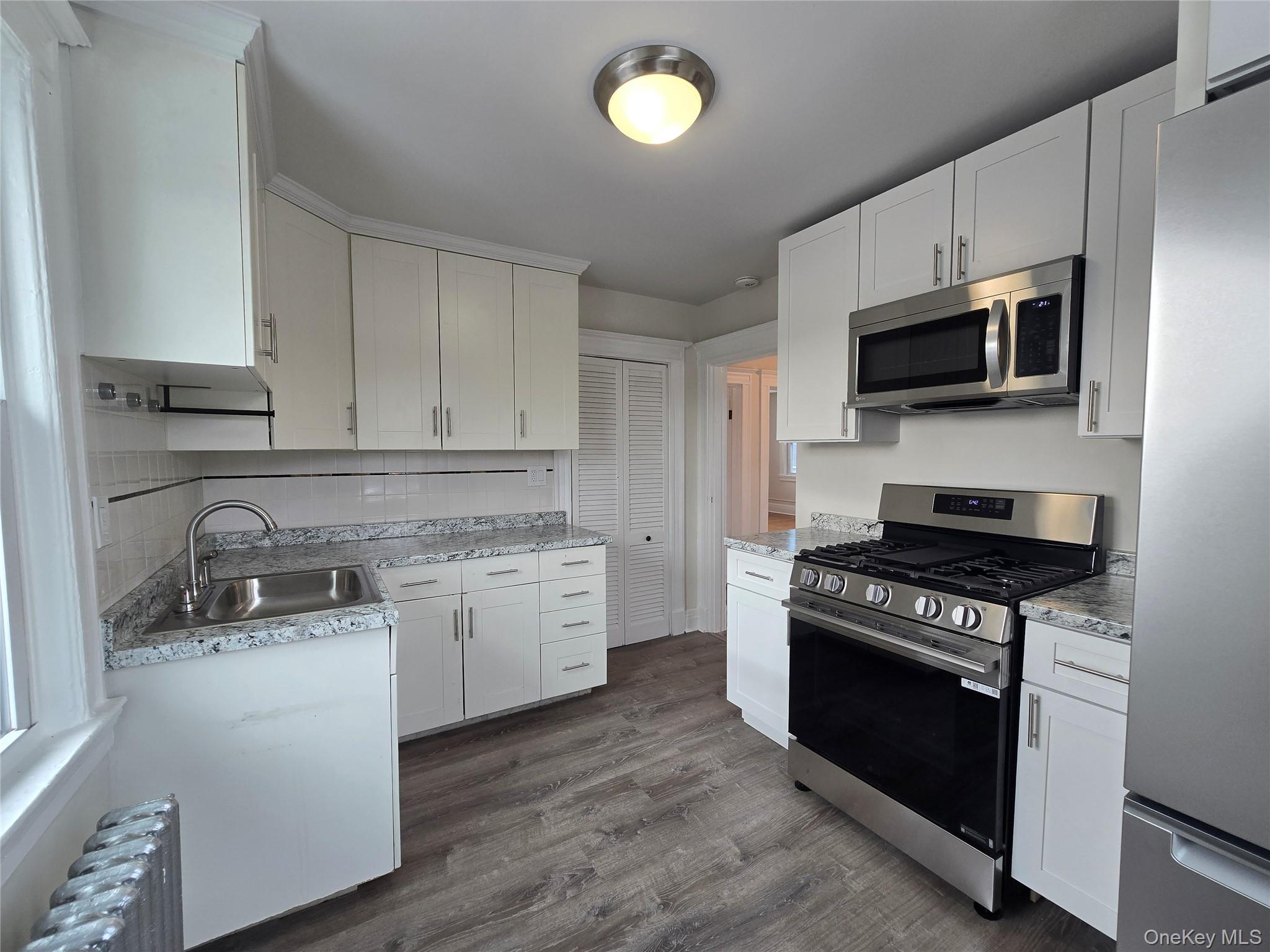 #7 photo, 10 Ohio Avenue, Port Washington , NY 11050