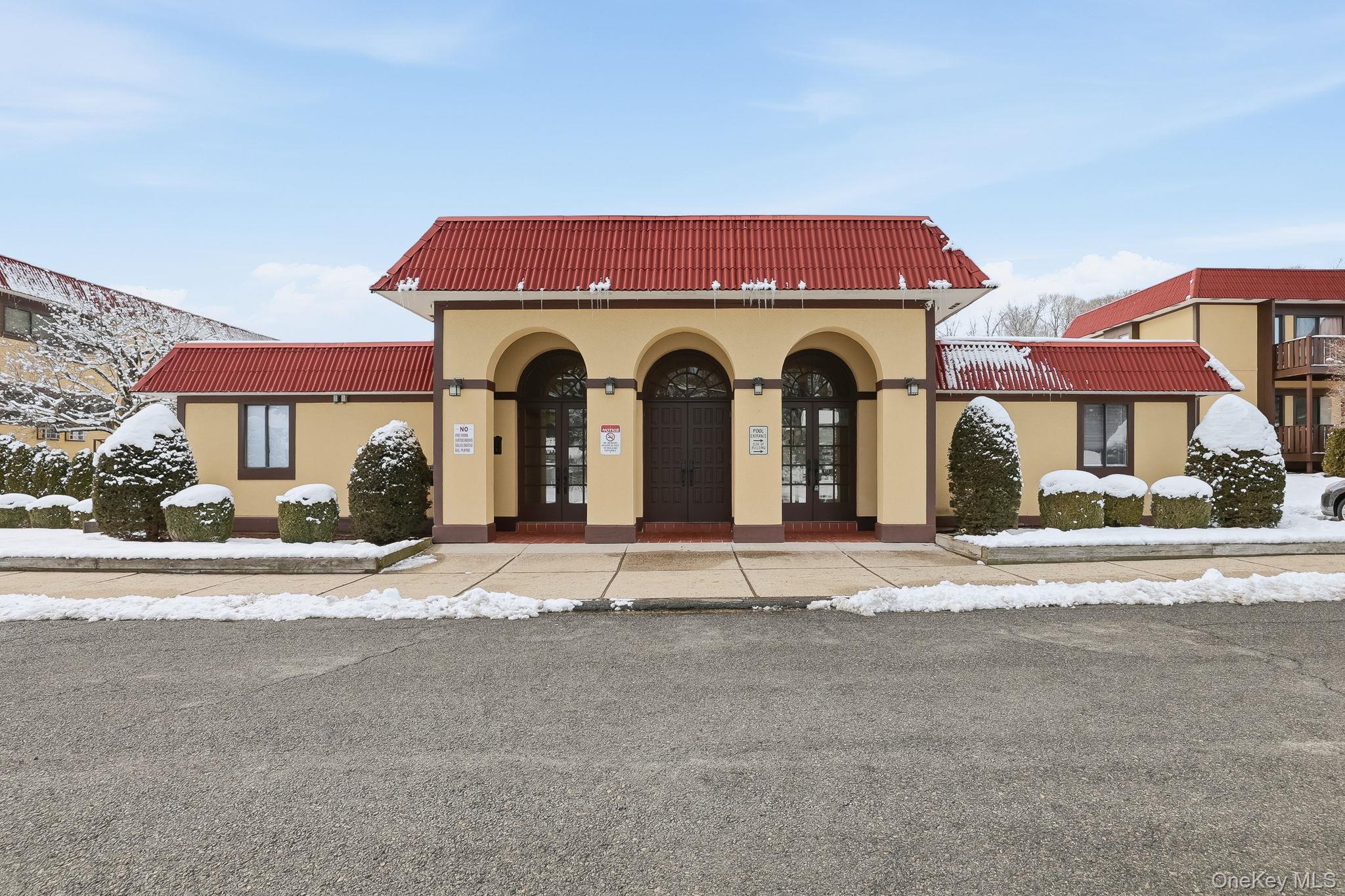 #16 photo, 18 Granada Crescent, White Plains , NY 10603