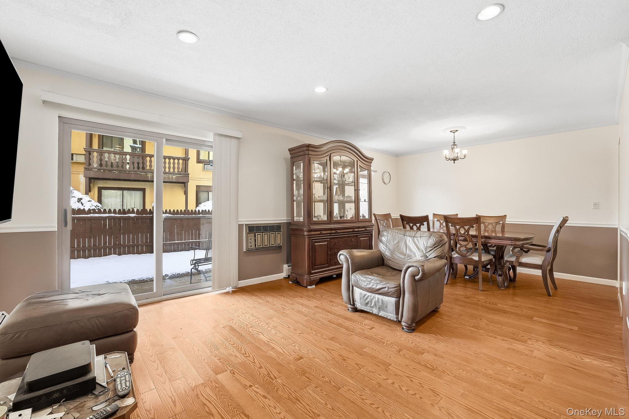 #18 photo, 18 Granada Crescent, White Plains , NY 10603