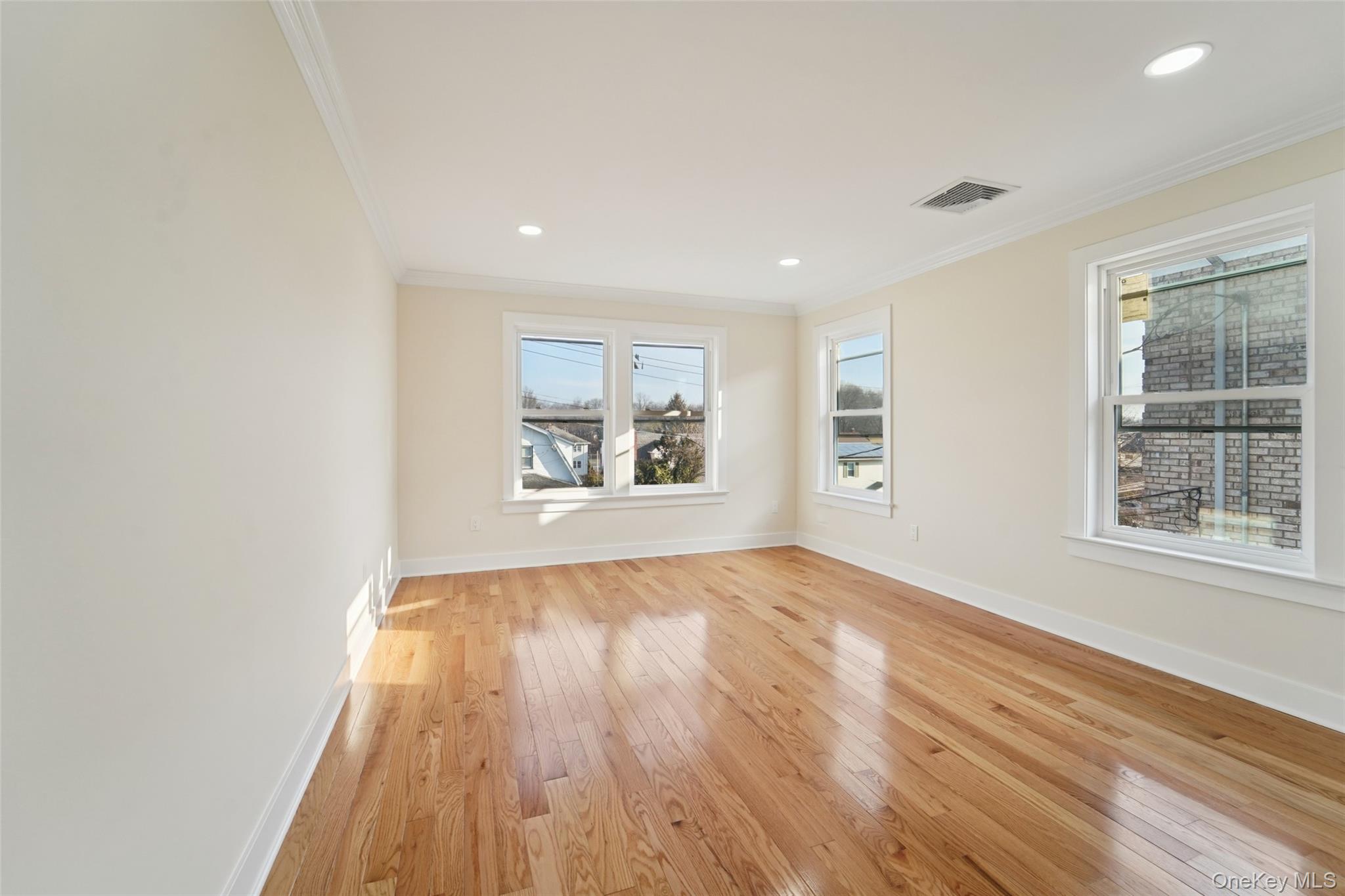 #16 photo, 219 Mile Square Road, Yonkers , NY 10701