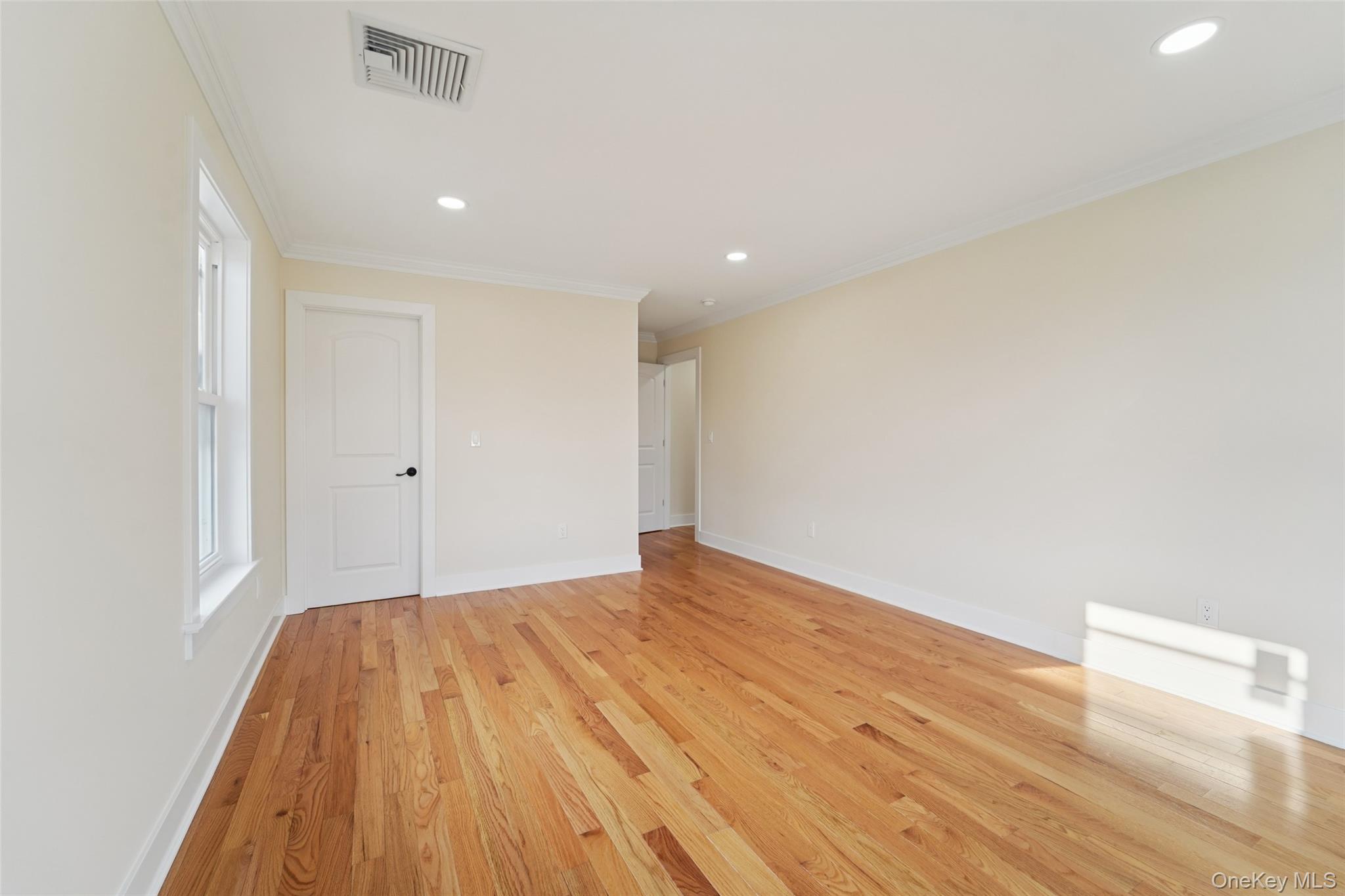 #18 photo, 219 Mile Square Road, Yonkers , NY 10701