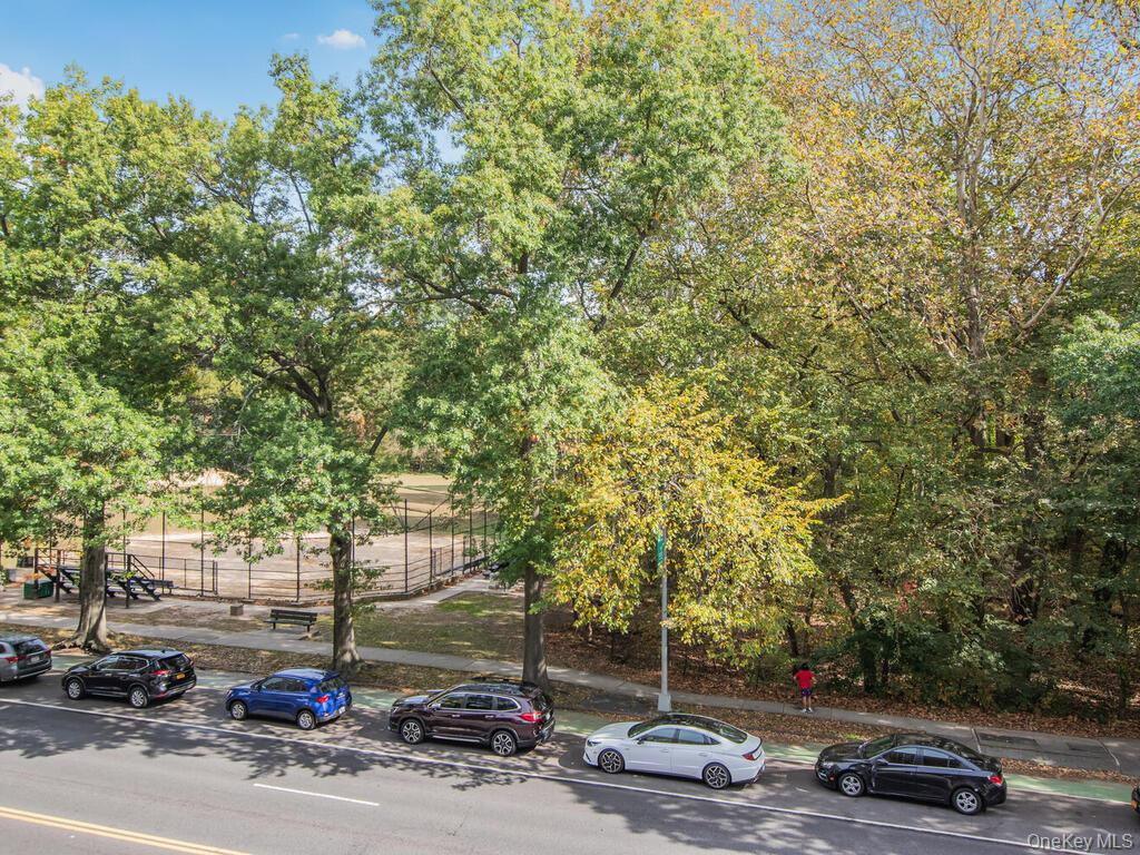 #1 photo, 6535 Broadway, Bronx , NY 10471