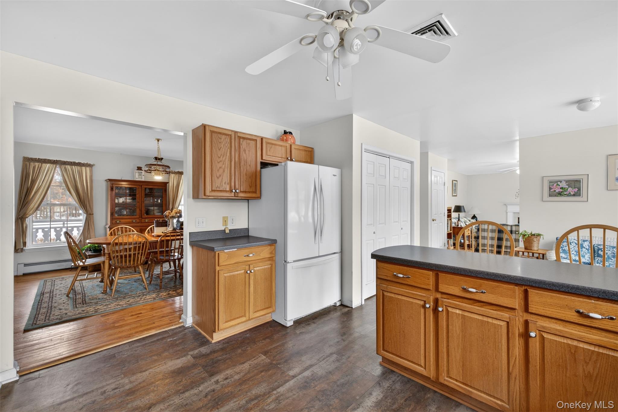 #14 photo, 6 Jill Marie Circle, Wallkill , NY 12589