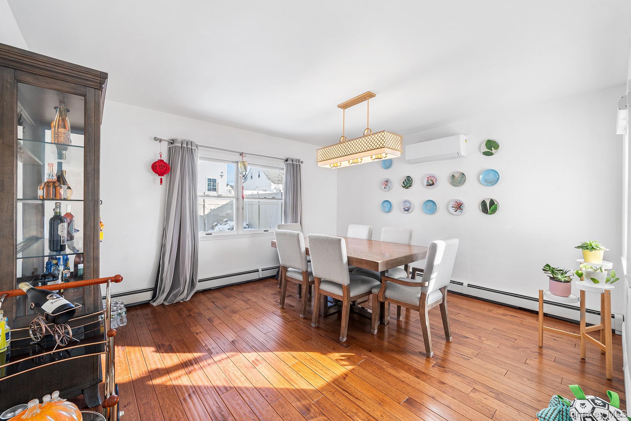 #14 photo, 36 Brian Street, New Hyde Park , NY 11040