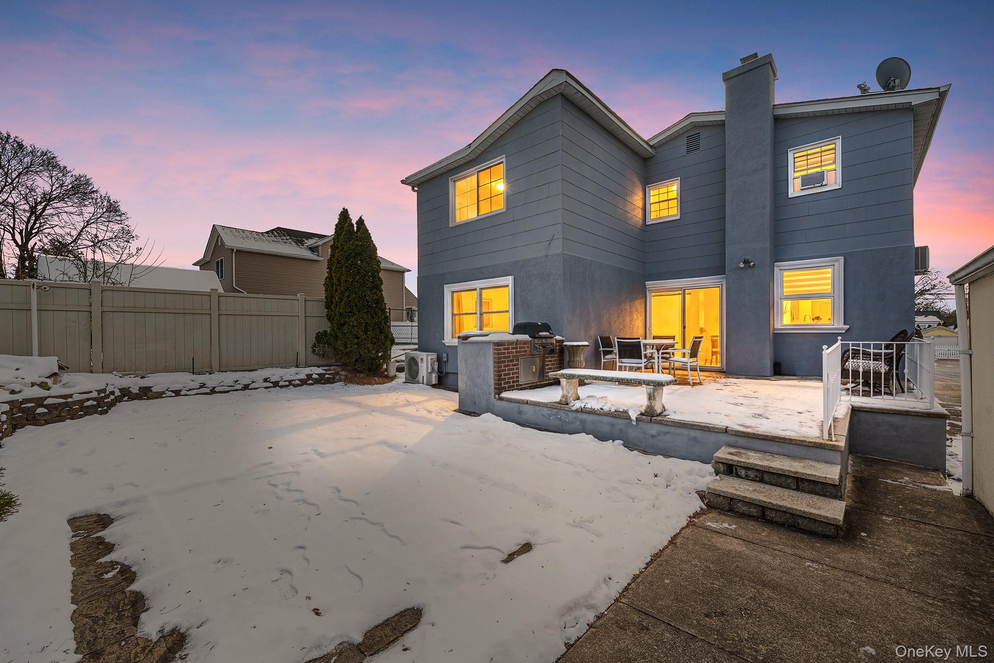 #3 photo, 36 Brian Street, New Hyde Park , NY 11040