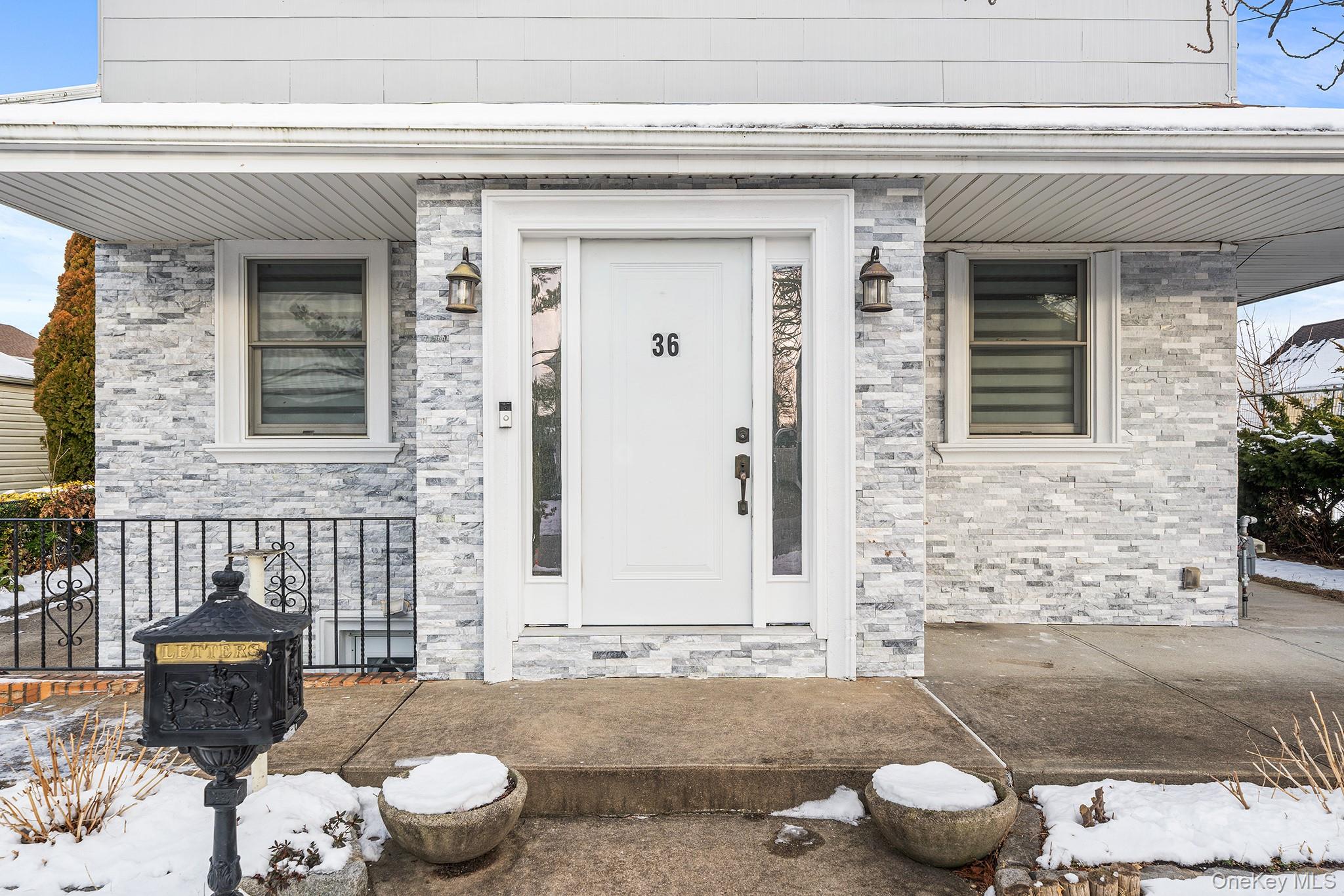 #5 photo, 36 Brian Street, New Hyde Park , NY 11040