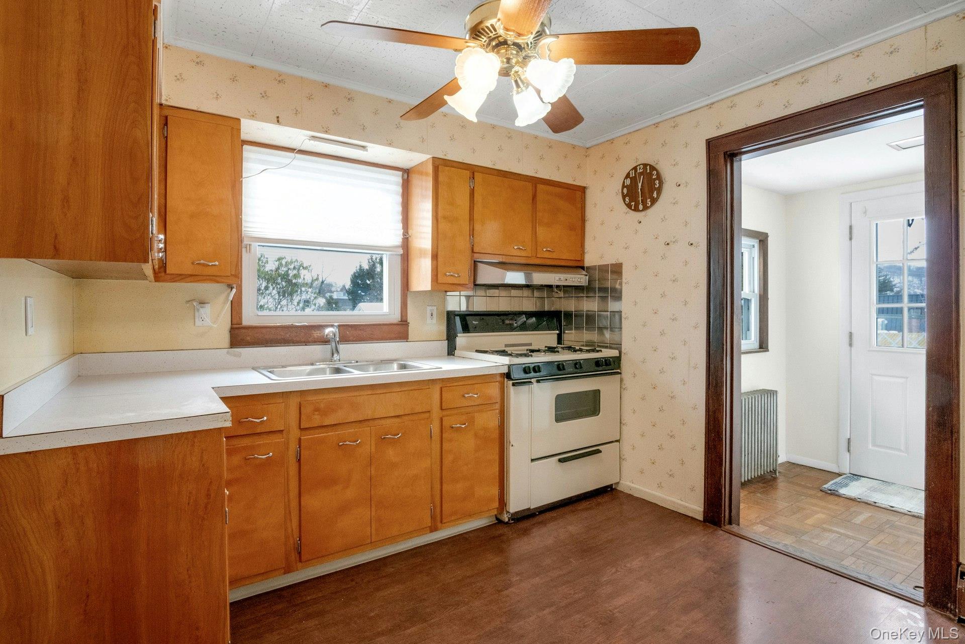 #12 photo, 15 N Evarts Avenue, Elmsford , NY 10523