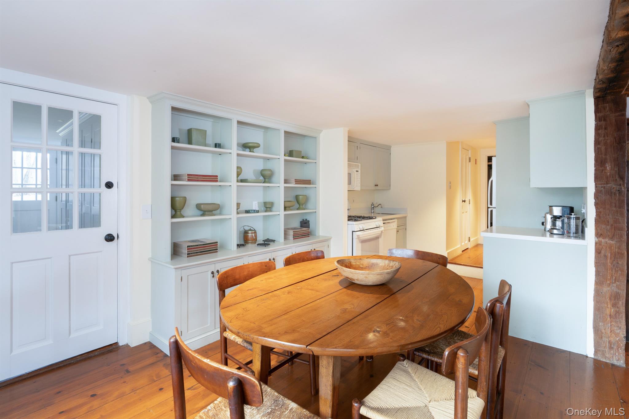 #20 photo, 1515-1517 Route 83, Pine Plains , NY 12567