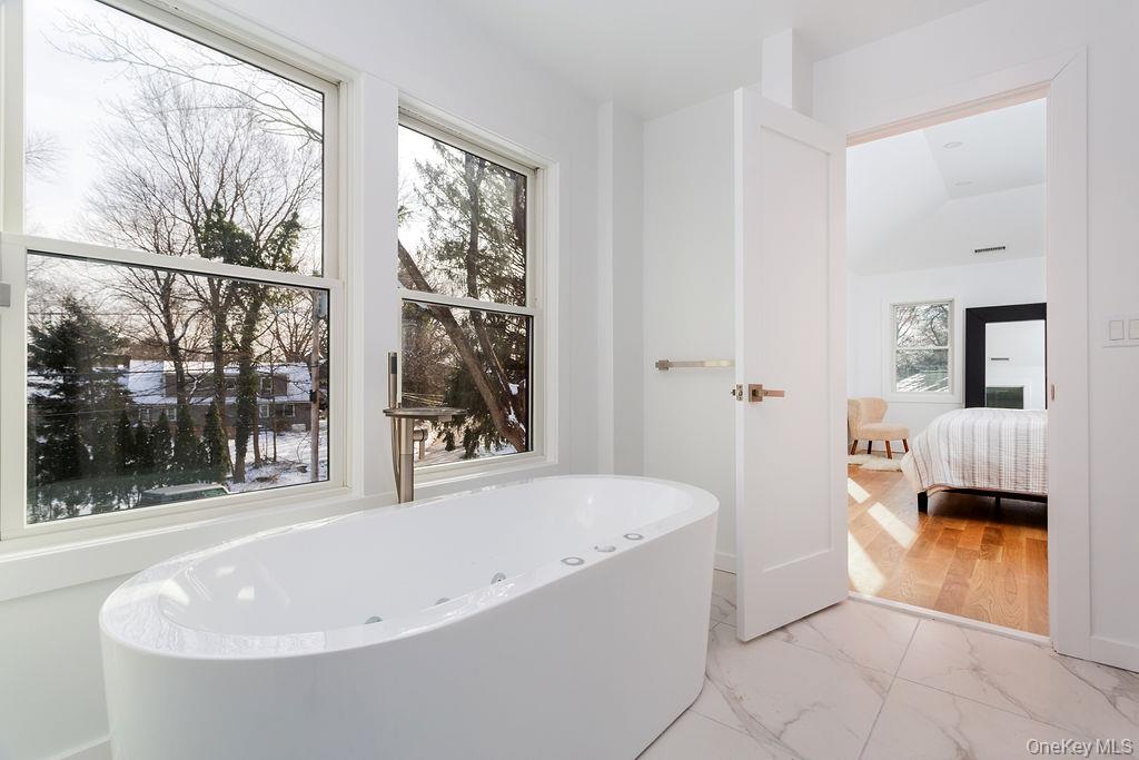 #16 photo, 17 Maple Drive, Old Greenwich , CT 06870