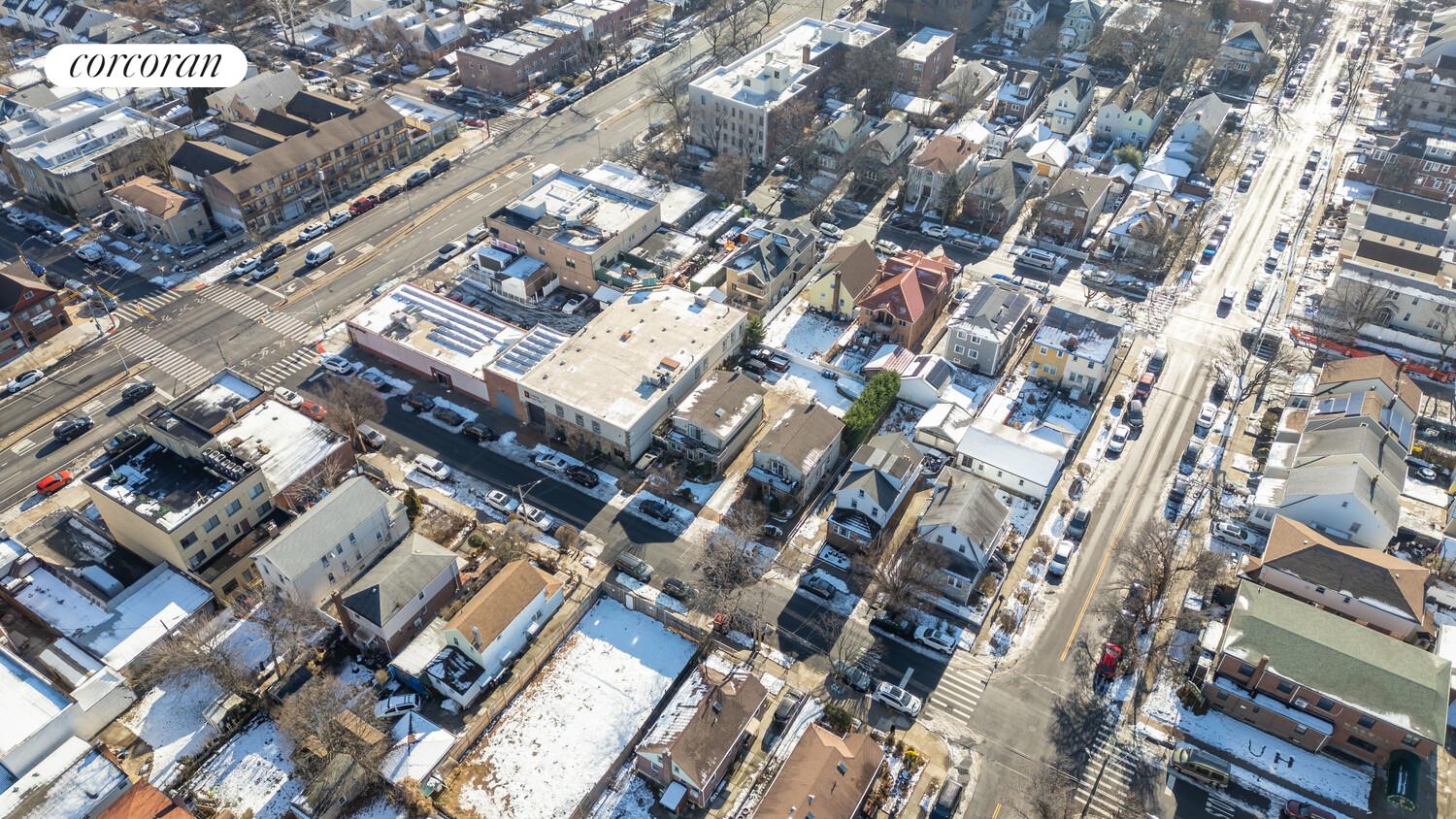 #19 photo, 162-12-20 77TH Road, Flushing , NY 11366