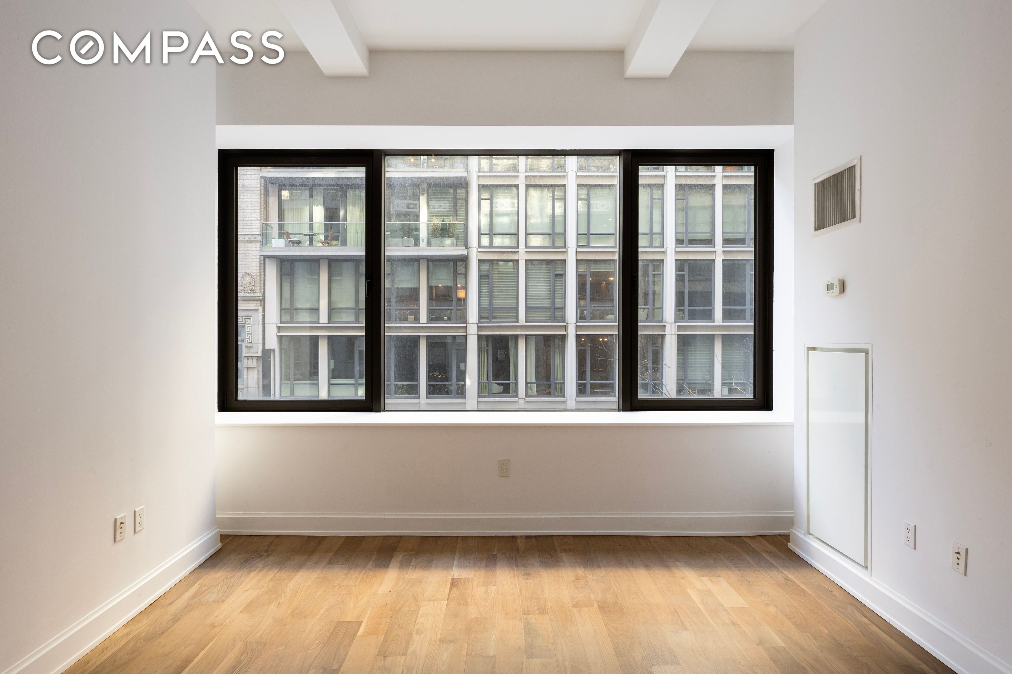 #3 photo, 140 W 22nd Street, Chelsea , NY 10011