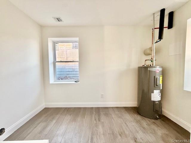 #15 photo, 10 Amarr Drive, Shirley , NY 11967