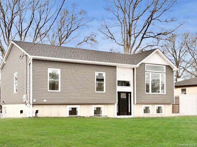 #2 photo, 10 Amarr Drive, Shirley , NY 11967