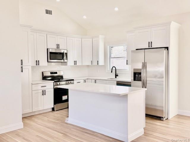 #7 photo, 10 Amarr Drive, Shirley , NY 11967